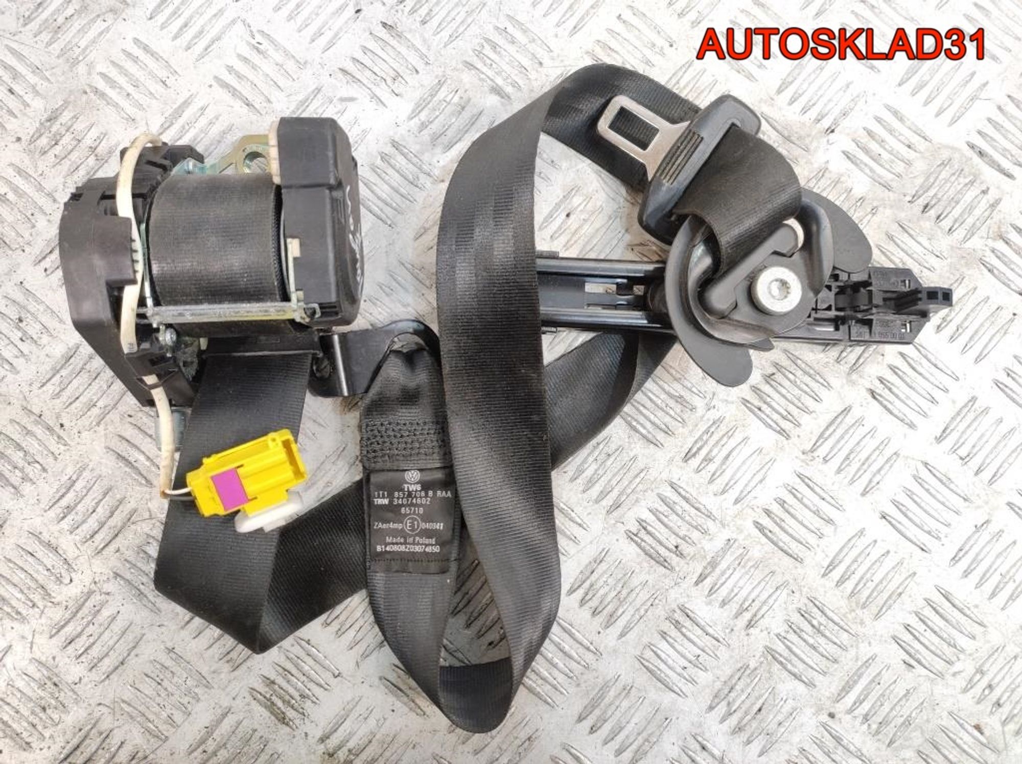 Ремень безопасности перед правый VW Touran 1T1857706B, 2000 рублей, Дубовое