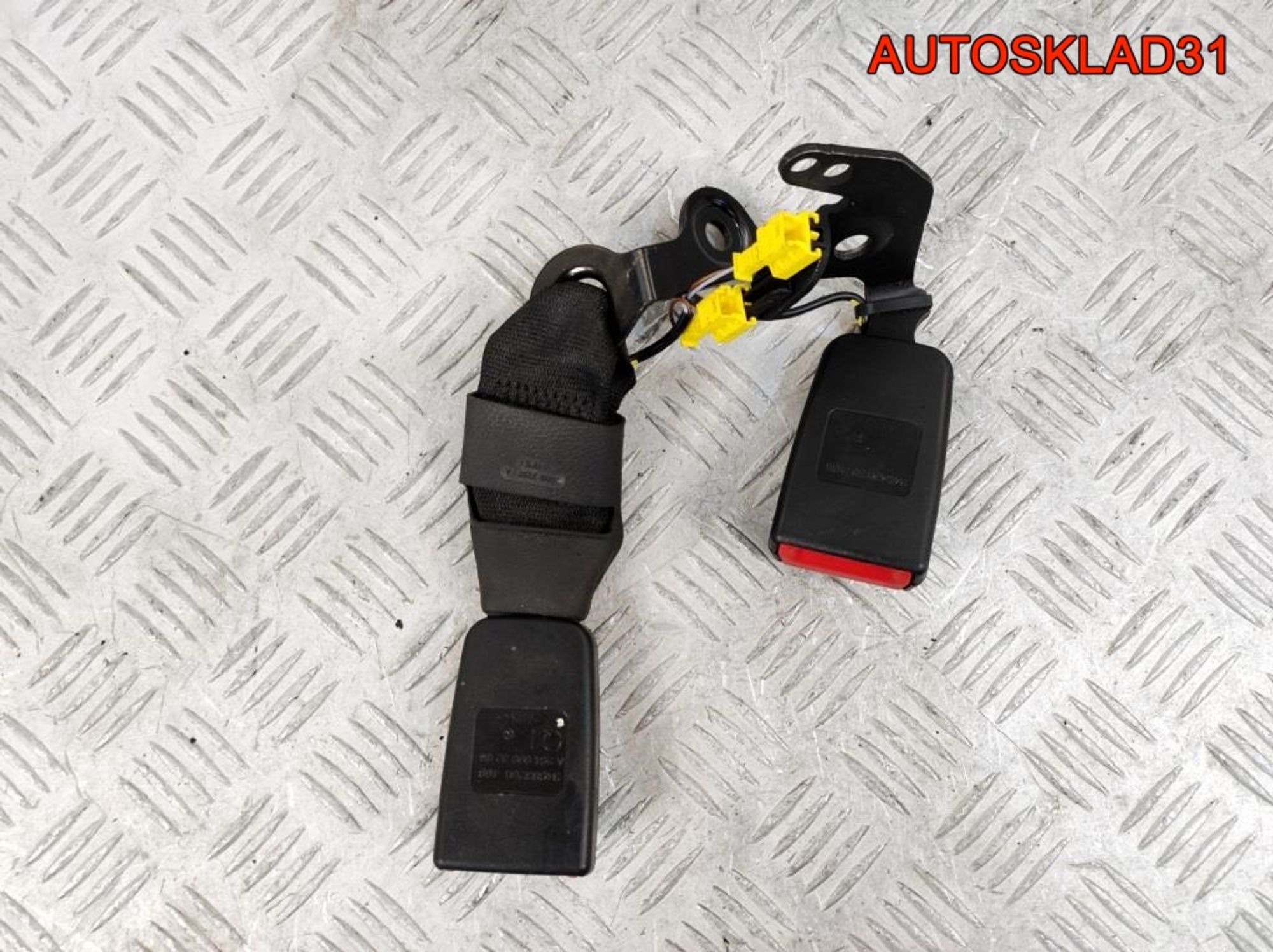 Ответная часть ремня Mercedes GLK A2048603269, 1400 рублей, Дубовое