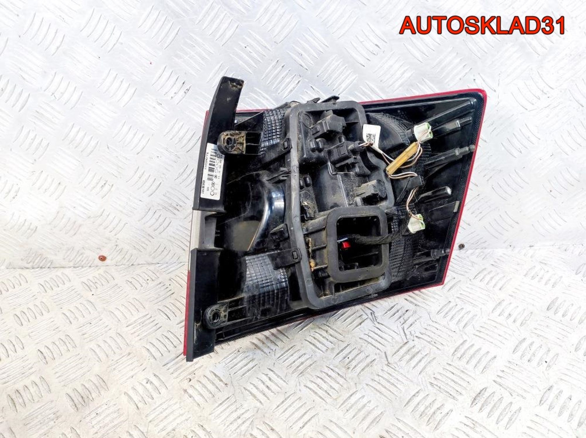 Фонарь задний левый Skoda Rapid 5JJ945095A, 9800 рублей, Дубовое