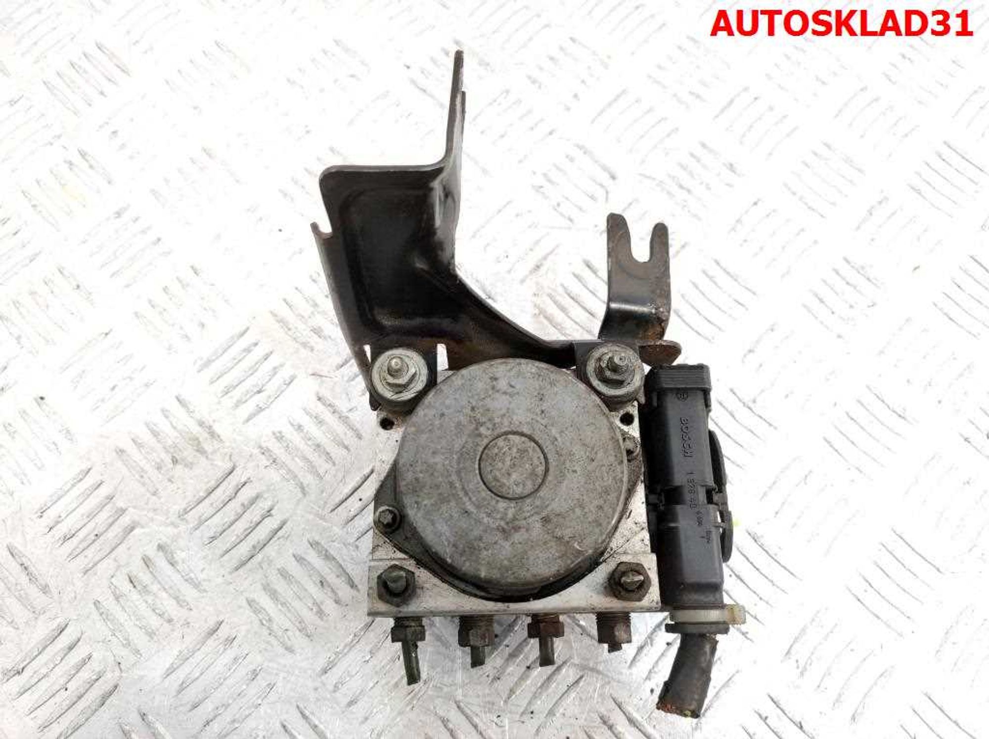 Блок ABS Nissan Note E11 476609U100, 3500 рублей, Дубовое