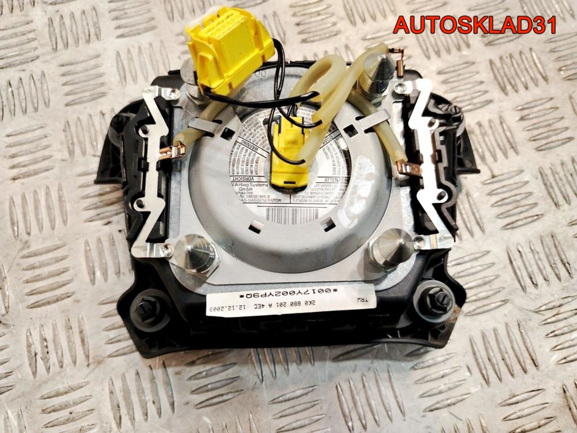 Подушка безопасности в руль Volkswagen 2004-2010 2K0880201A, 3000 рублей, Дубовое