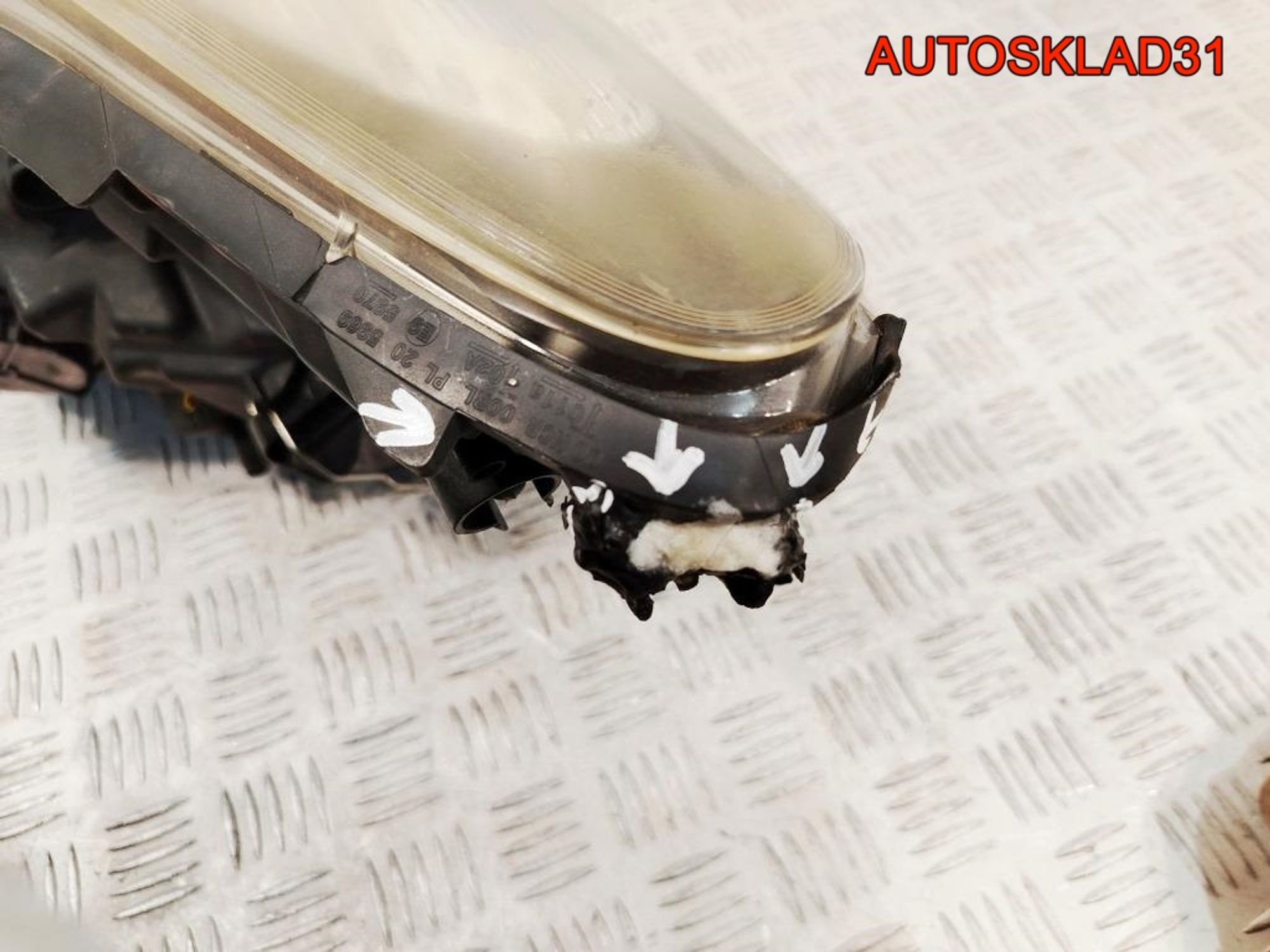 Фара правая Opel Corsa D 13446802 Рестайлинг, 11400 рублей, Дубовое