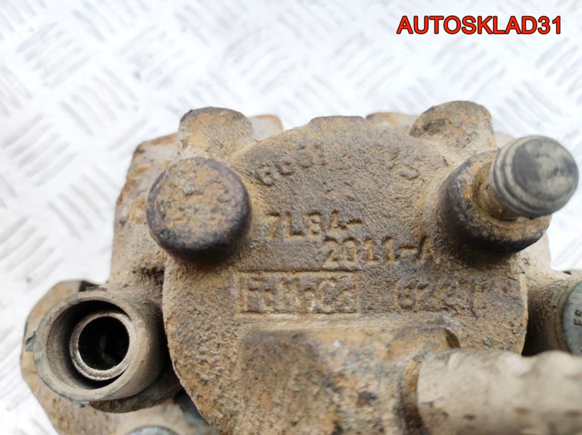 Суппорт тормозной передний правый Ford Maverick 2, 9000 рублей, Дубовое