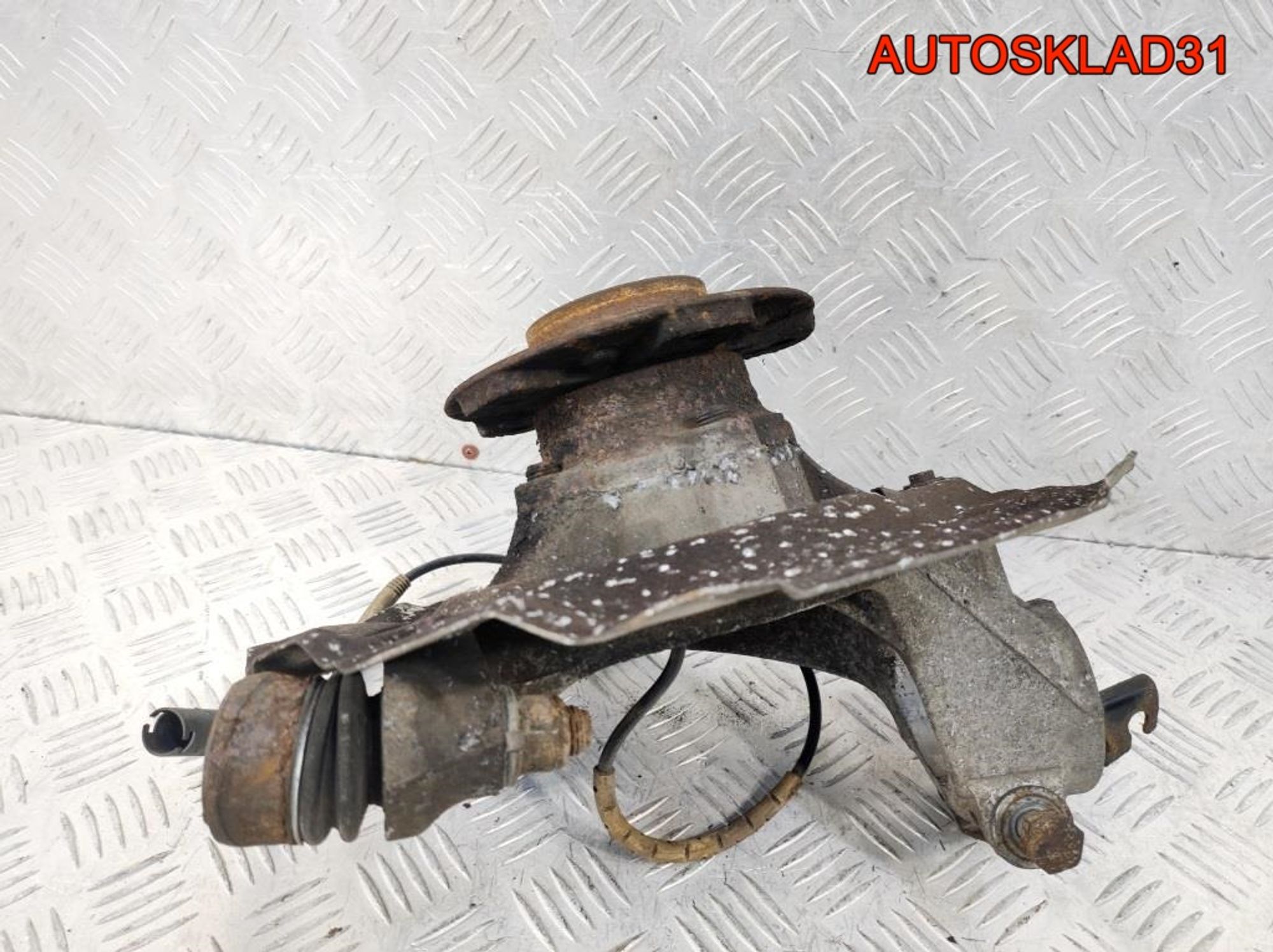 Кулак поворотный перед правый BMW E90 31216764444, 3300 рублей, Дубовое