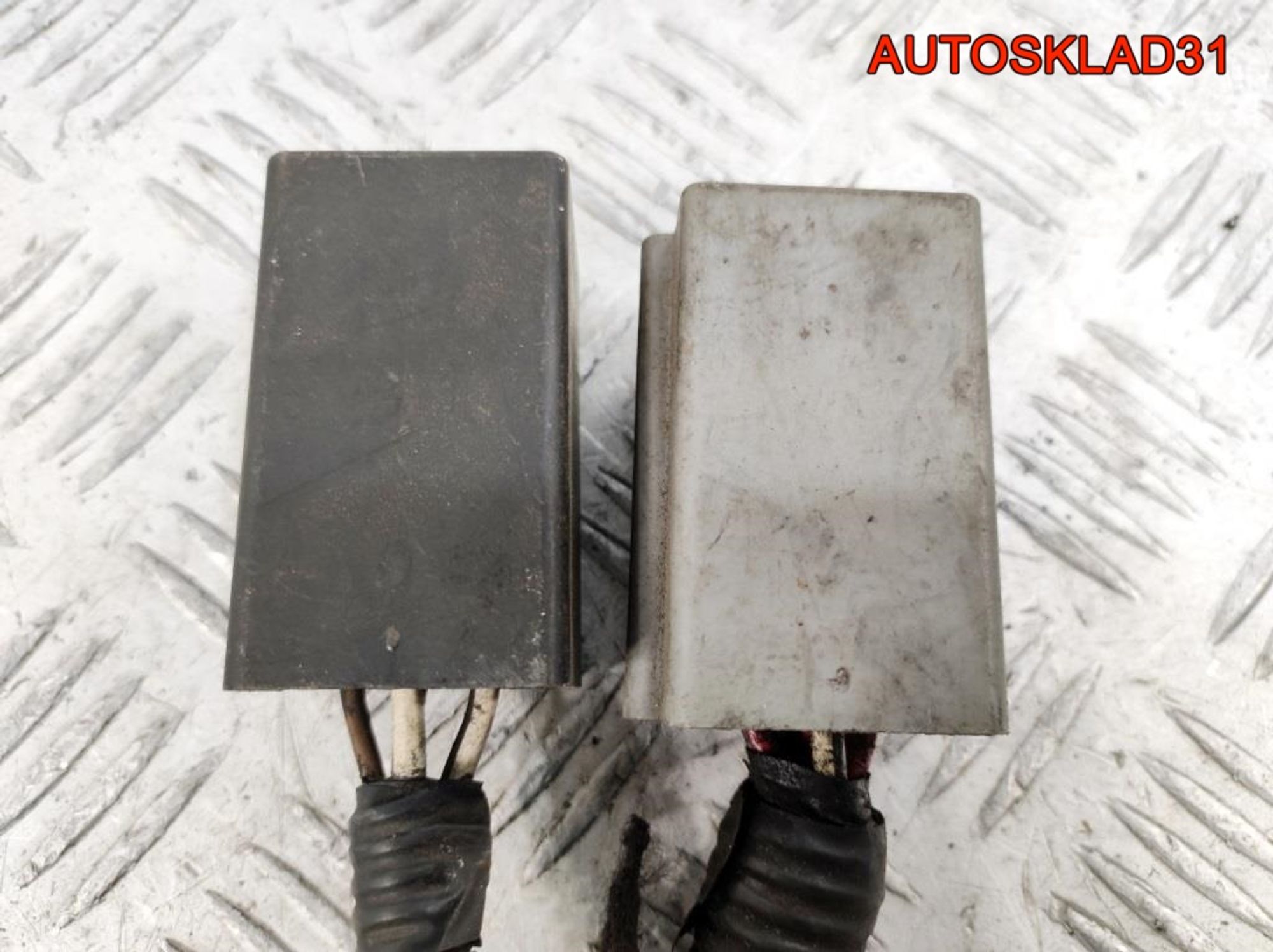 Реле вентилятора Opel Astra H 13119468, 600 рублей, Дубовое