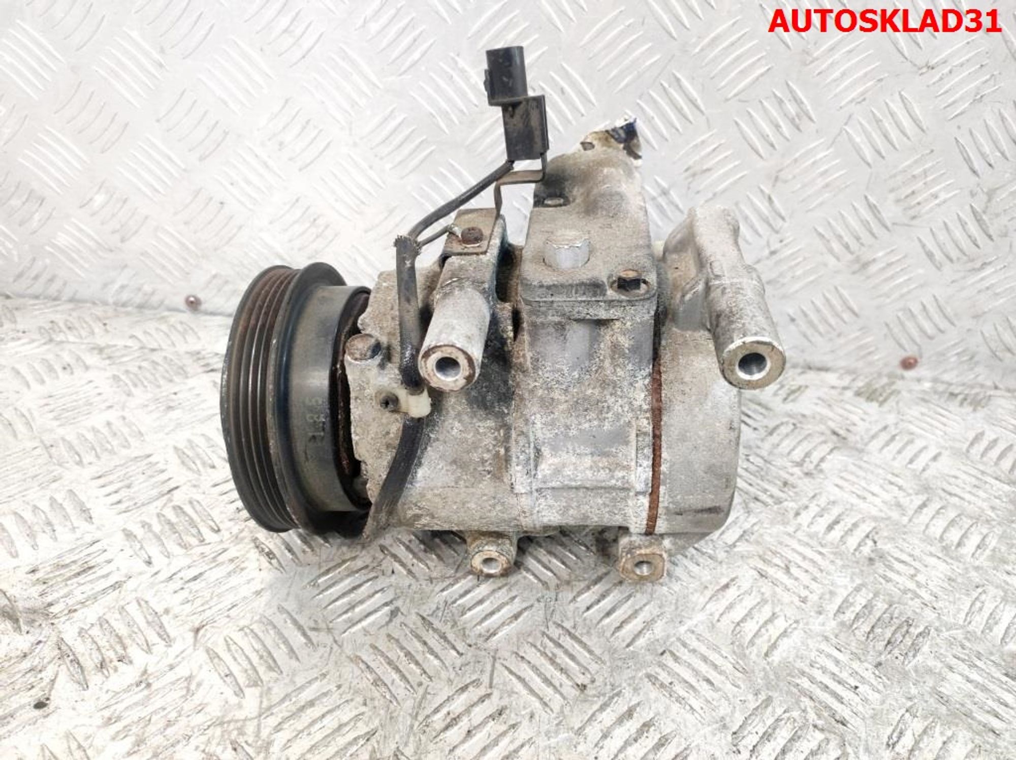 Компрессор кондиционера Kia Rio 2 1,4 G4EE Бензин 1127024600, 7000 рублей, Дубовое