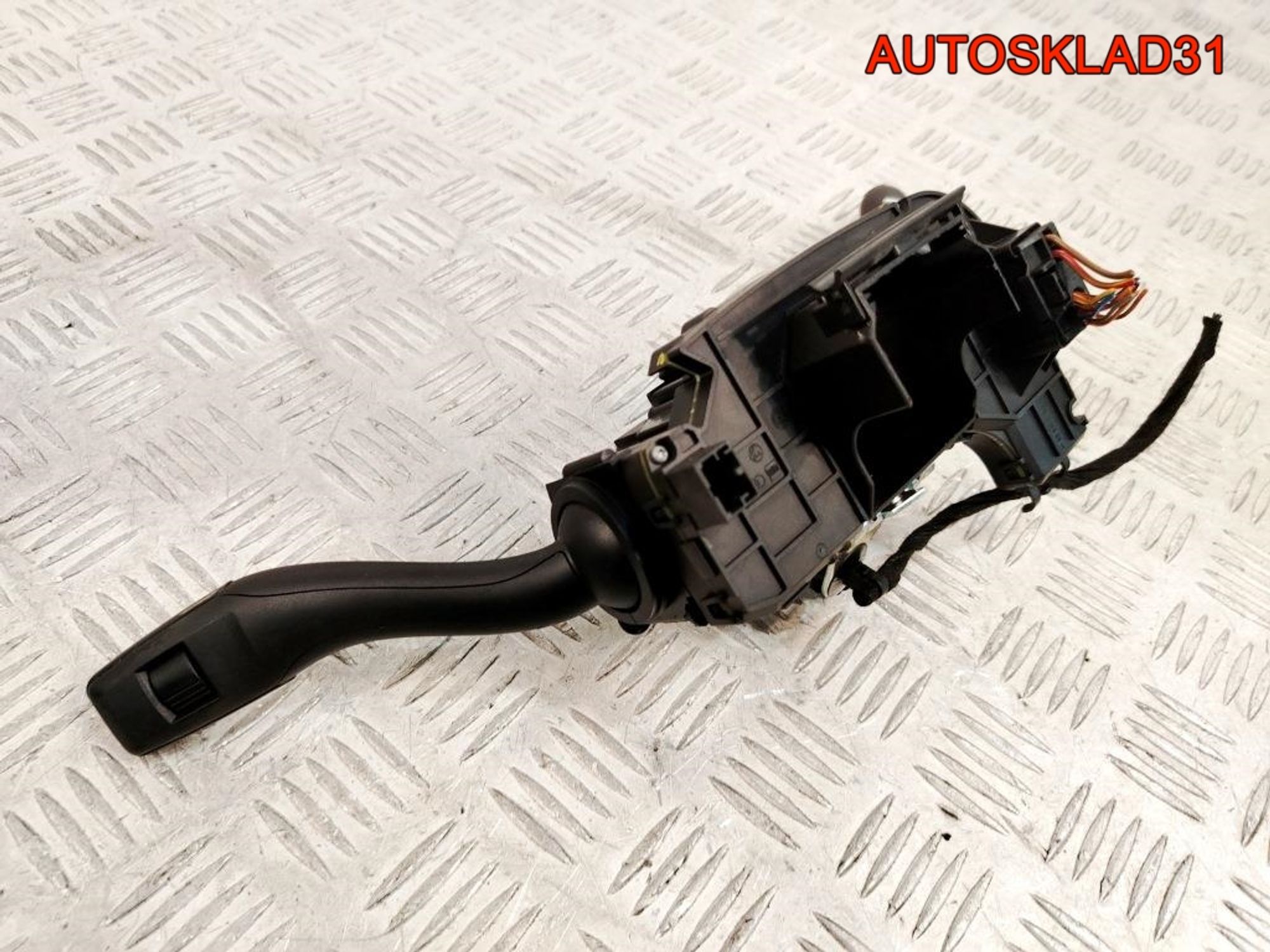Переключатель подрулевой Audi A4 B6 8E0953549F, 3000 рублей, Дубовое
