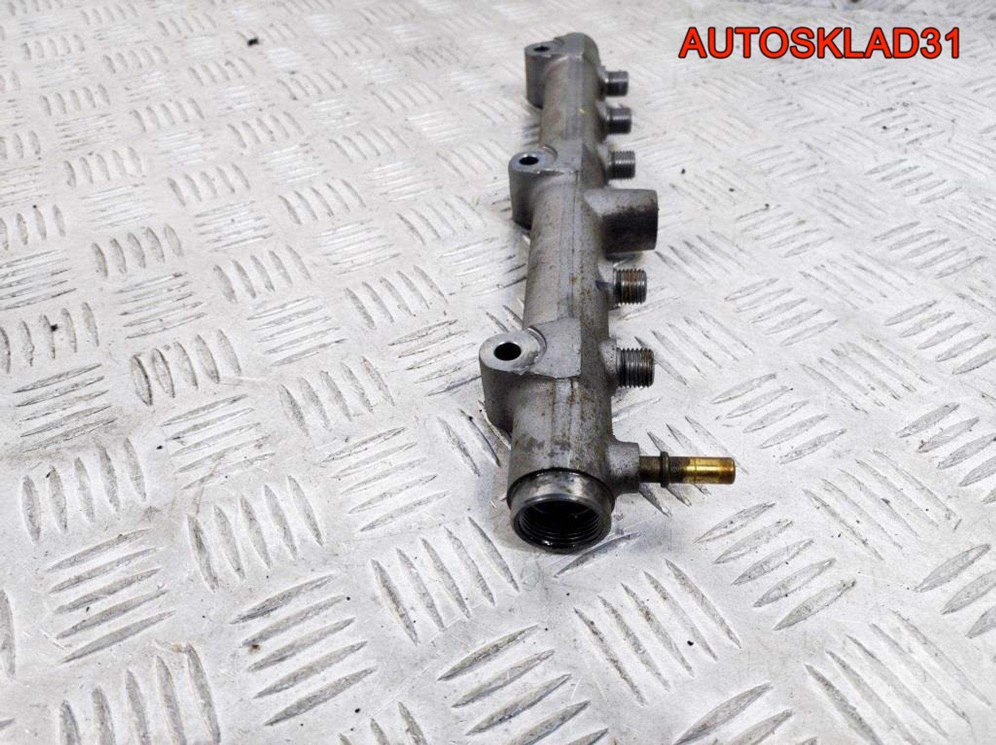 Рейка топливная Hyundai H1 2.5 D4CB 314004A440, 1700 рублей, Дубовое