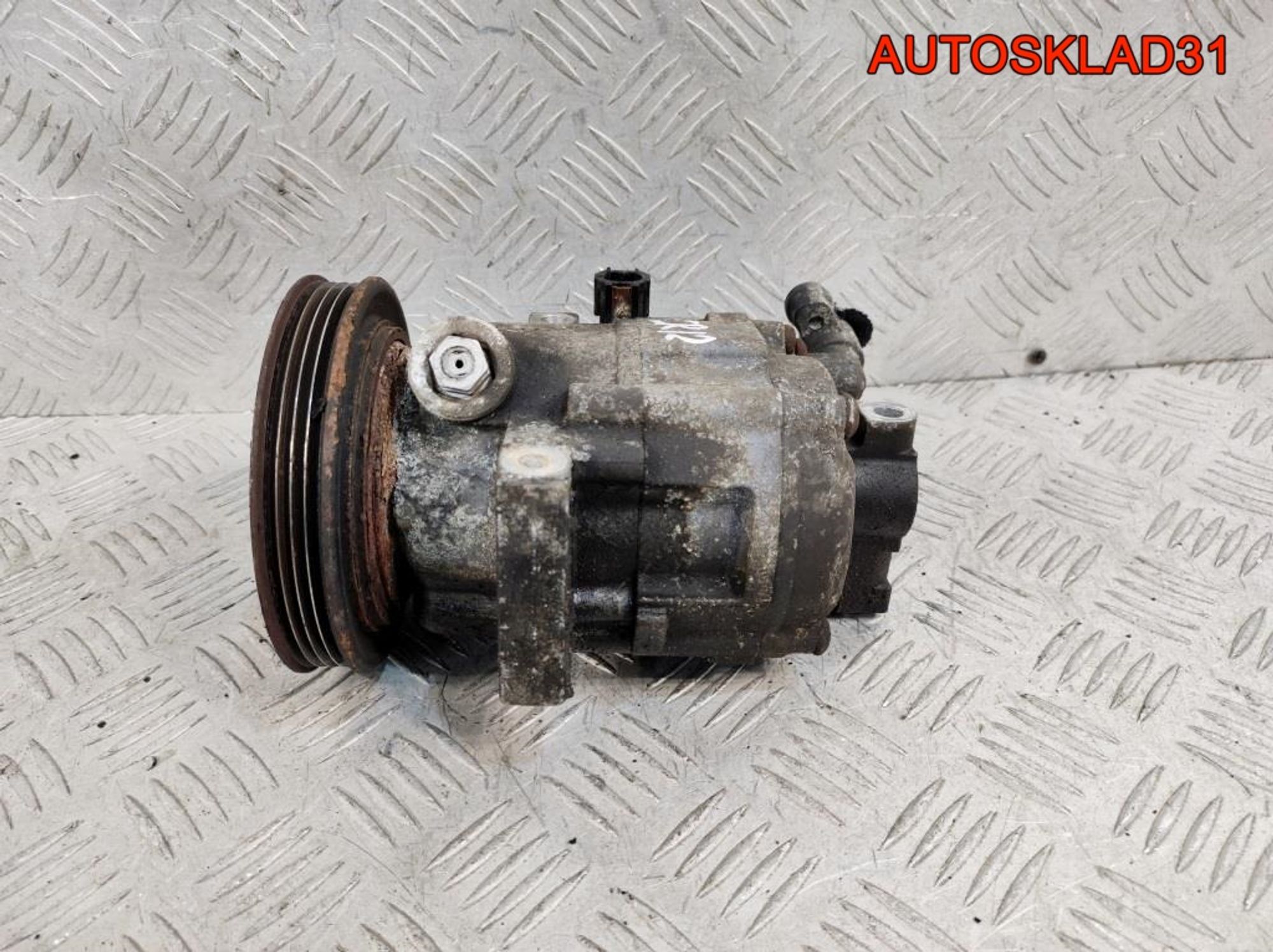 Компрессор кондиционера Nissan Micra K12 1,2 CR12 92600AX84B, 5000 рублей, Дубовое