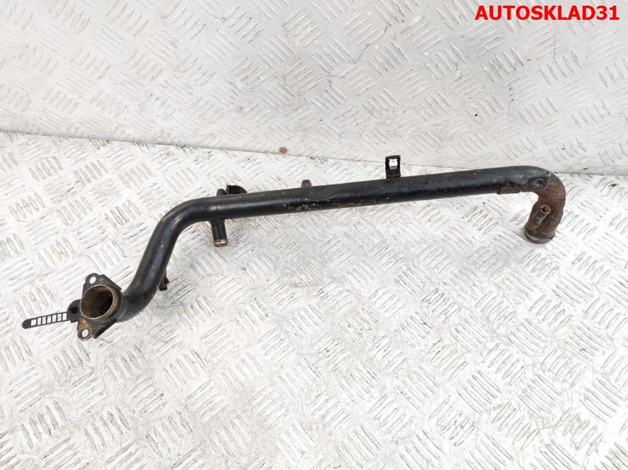 Трубка охлаждающей жидкости VW Passat B5 1,8 AWT 06B121071L, 1000 рублей, Дубовое