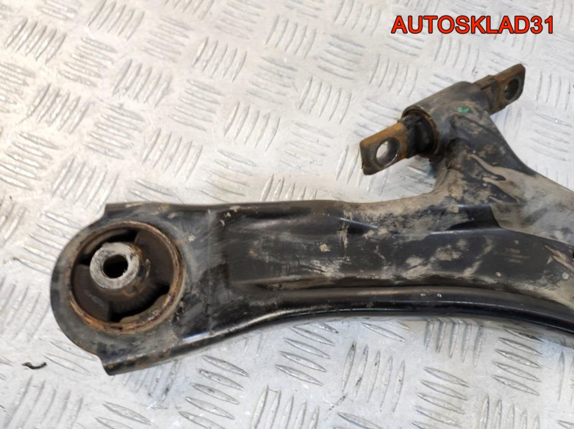 Рычаг передний правый нижний Nissan Qashqai J10, 2100 рублей, Дубовое