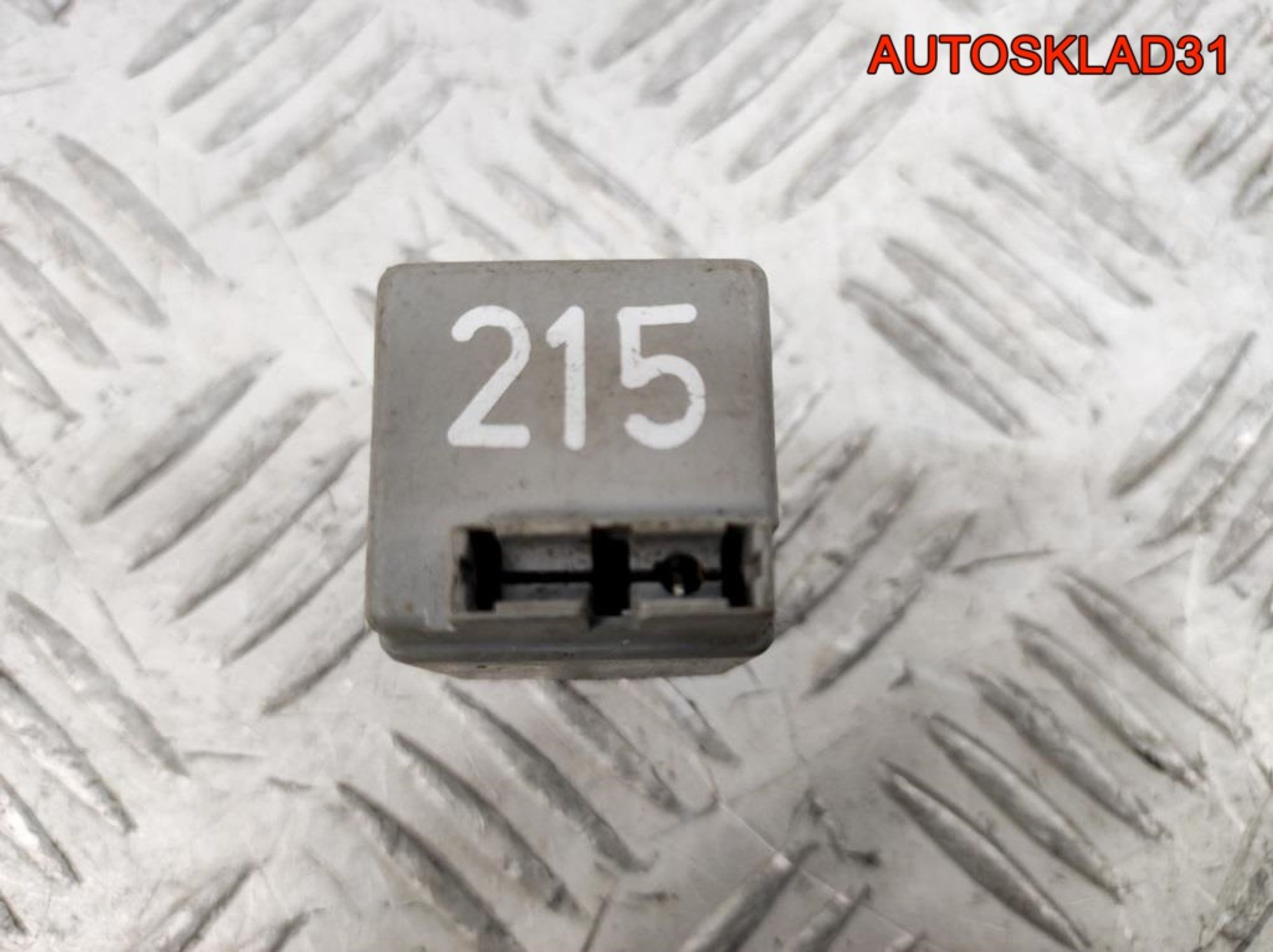 Реле бензонасоса №215 Audi A4 B5 443951253L, 1800 рублей, Дубовое