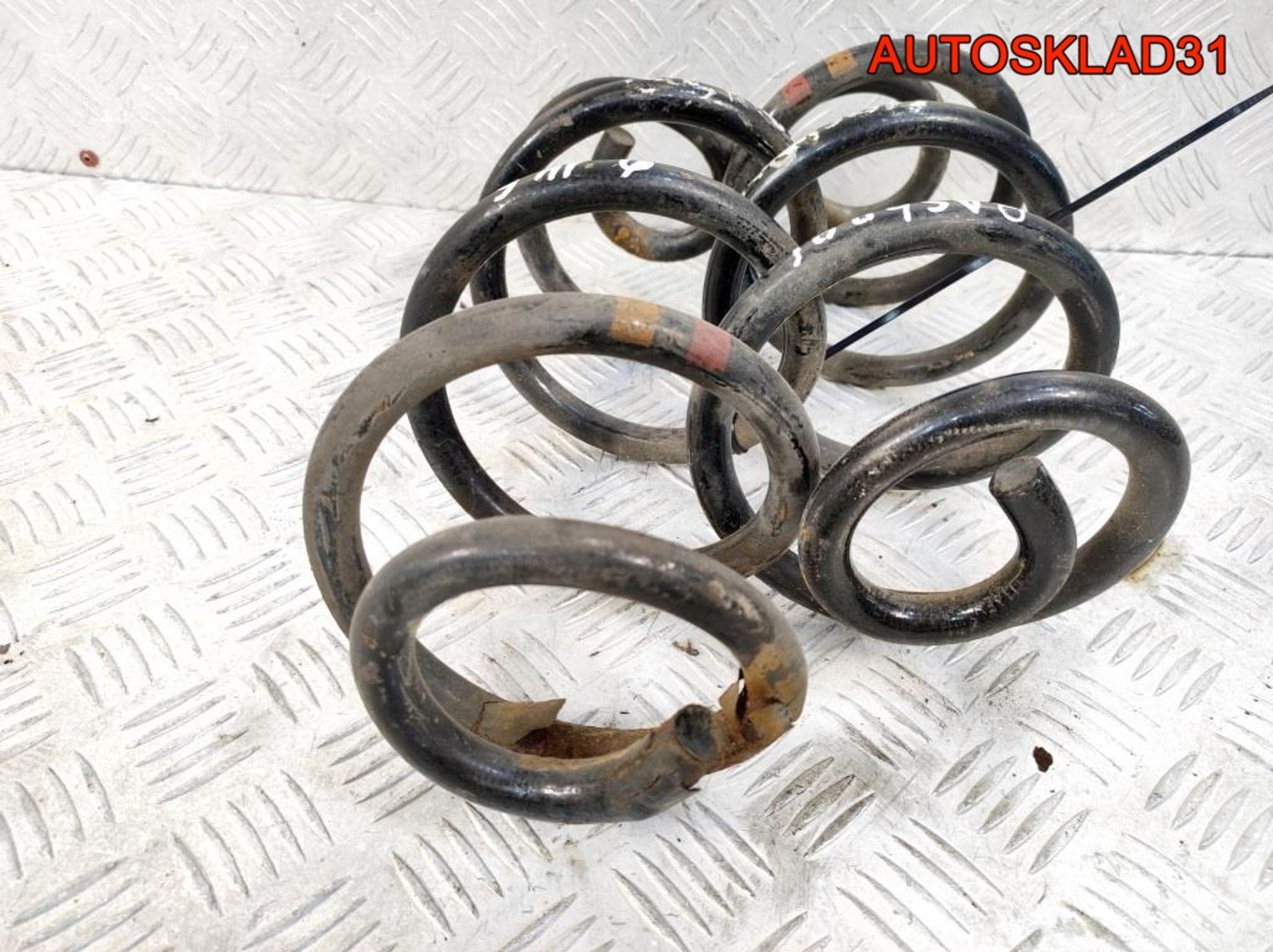 Пружина задняя Nissan Qashqai J10 55020JD02A, 1800 рублей, Дубовое