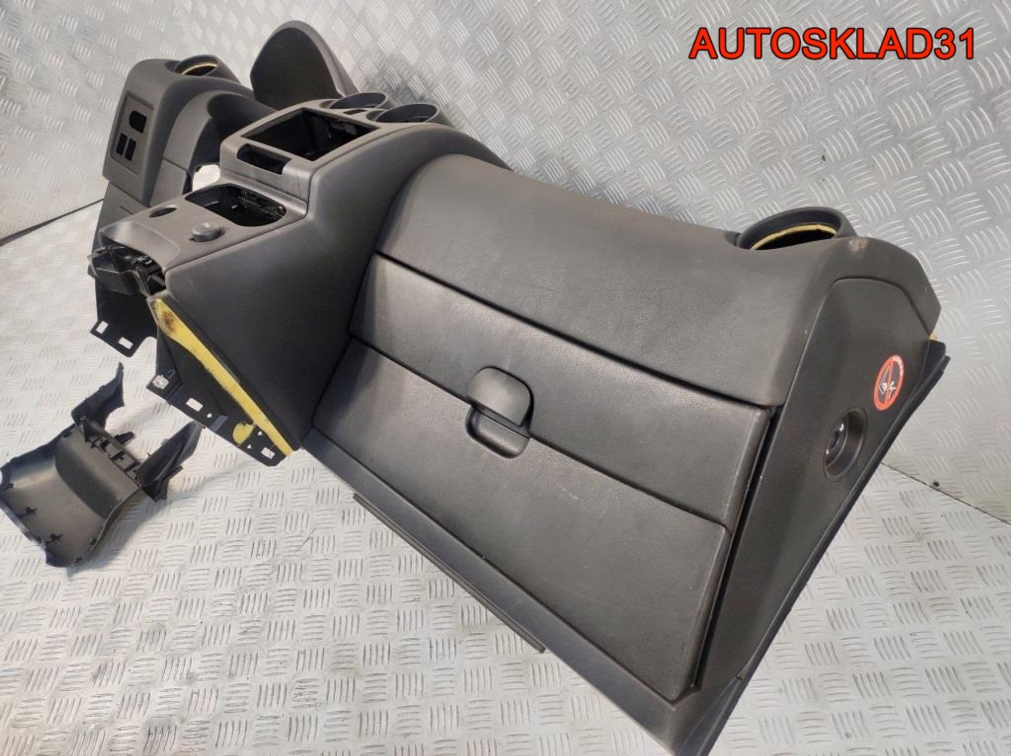 Торпедо Голое Nissan Qashqai J10 Не востановленная, 32400 рублей, Дубовое