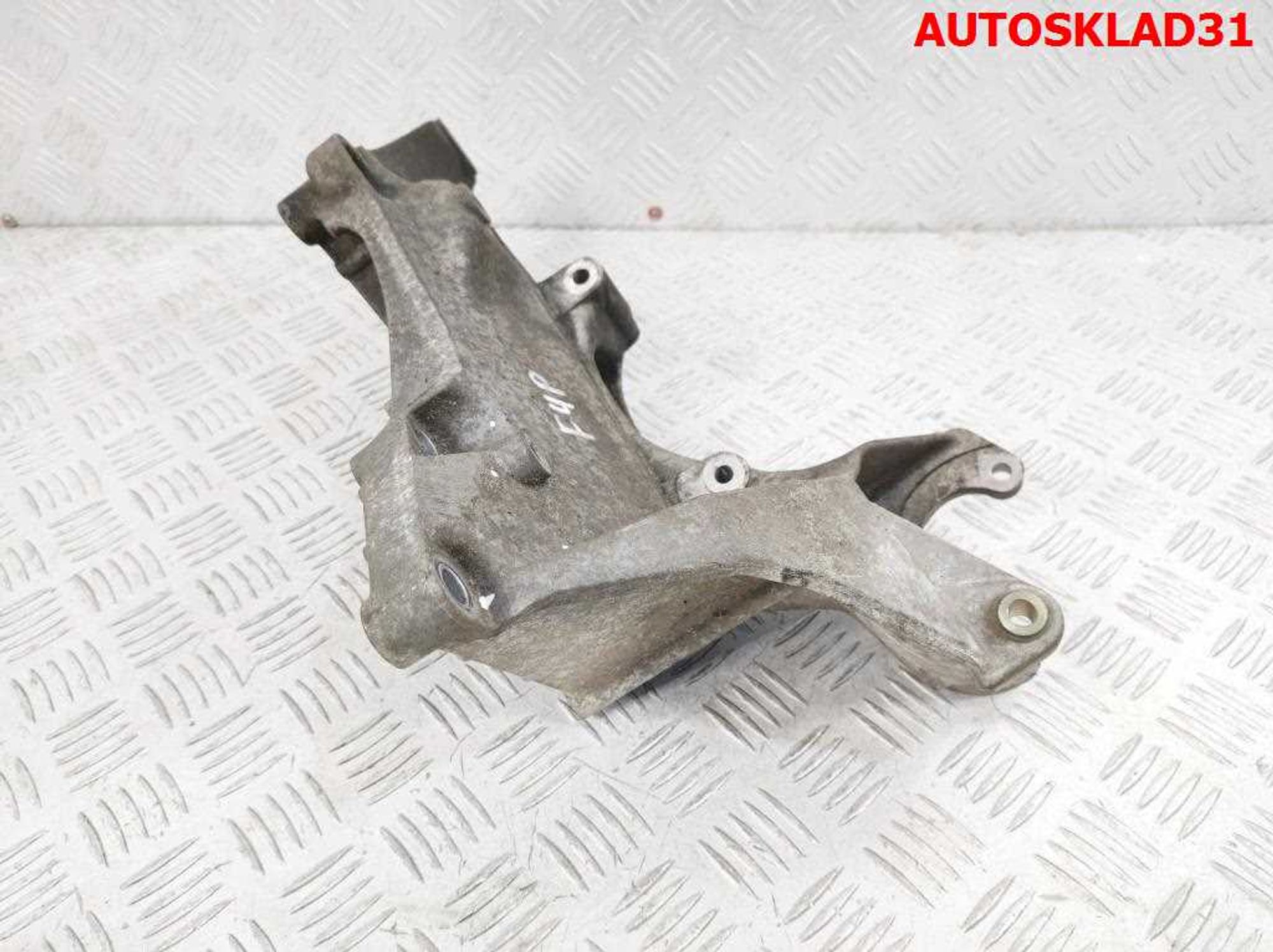 Кронштейн генератора Renault Laguna 2 1.8 F4P Бензин 8200183234, 2000 рублей, Дубовое