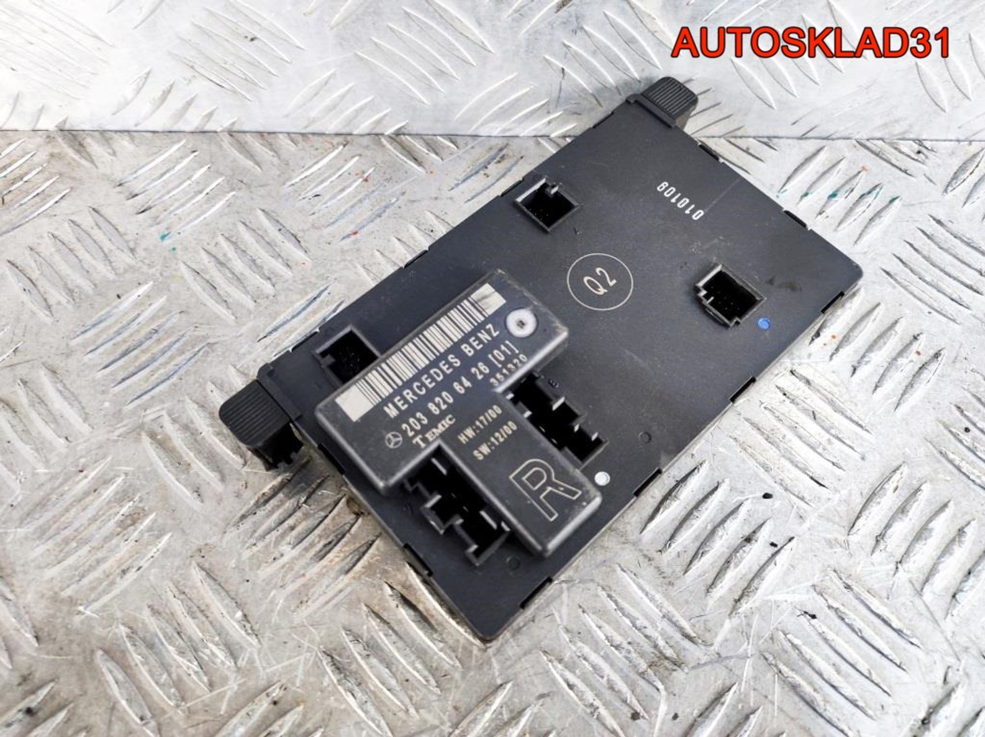 Блок комфорта п/п двери Mercedes W203 A2038206426, 1300 рублей, Дубовое