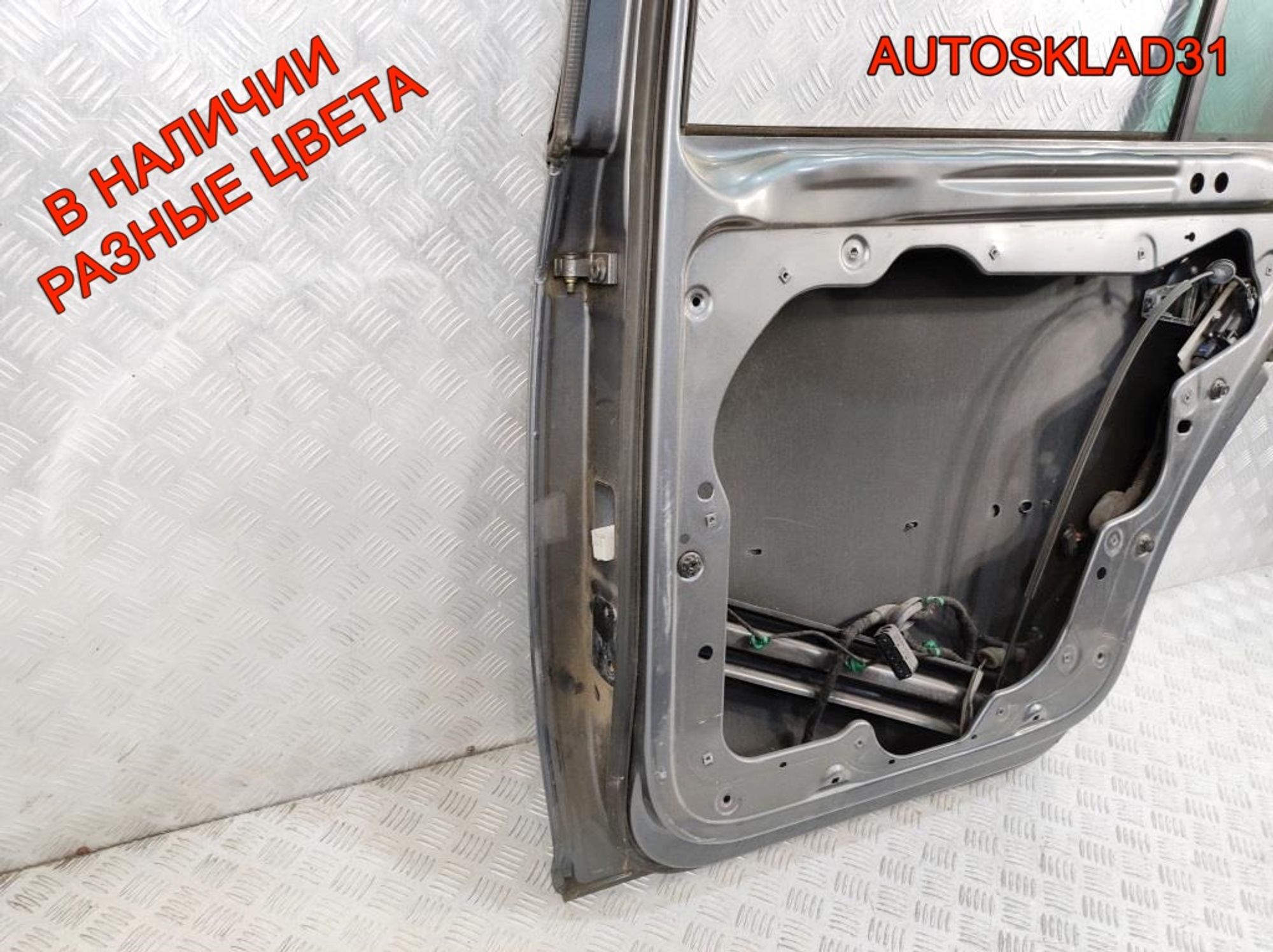 Дверь задняя правая Голая VW Touran 1T0833056R, 7500 рублей, Дубовое