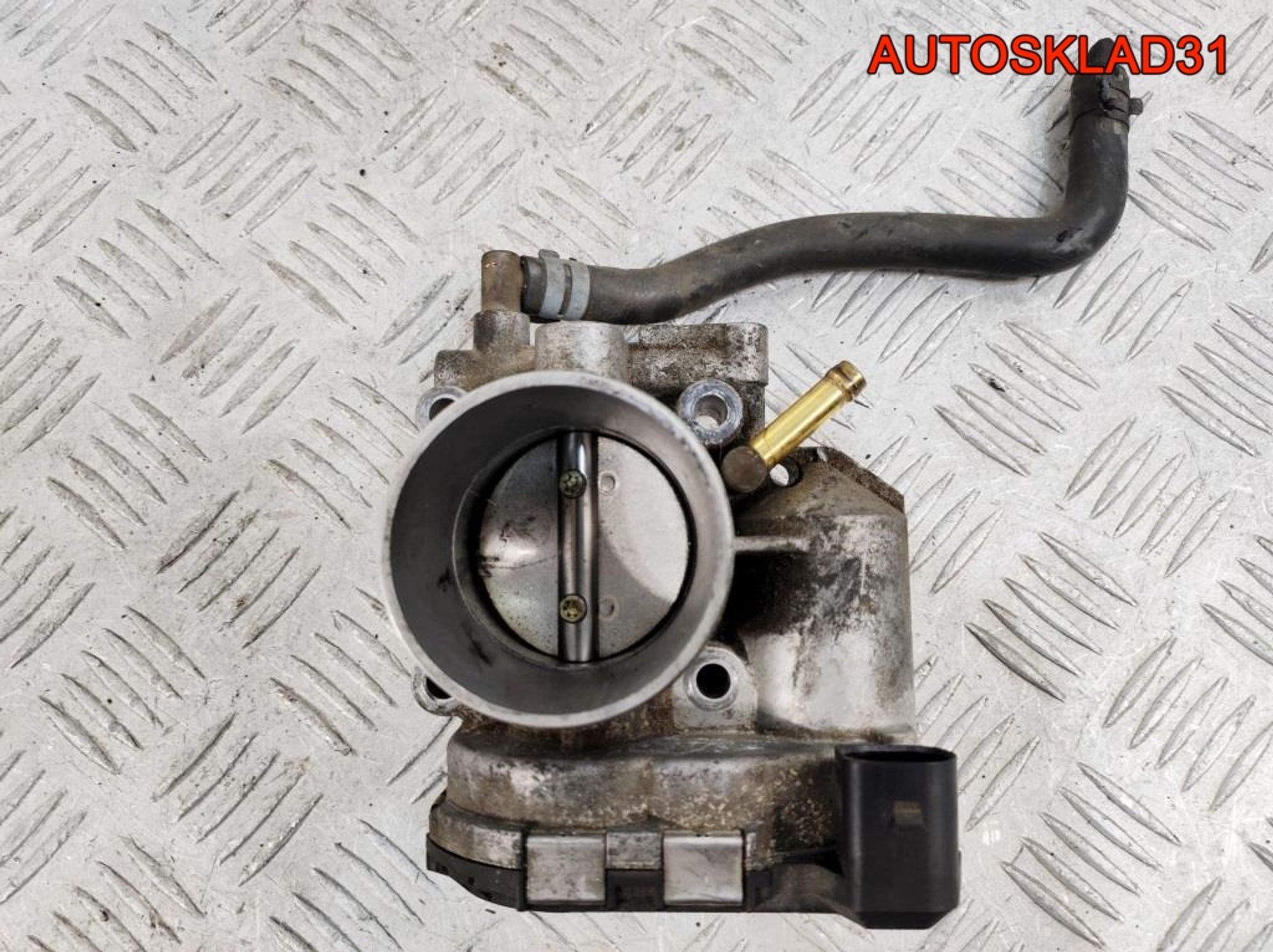 Заслонка дроссельная VW Golf 1.6 BAD 036133062D, 5000 рублей, Дубовое