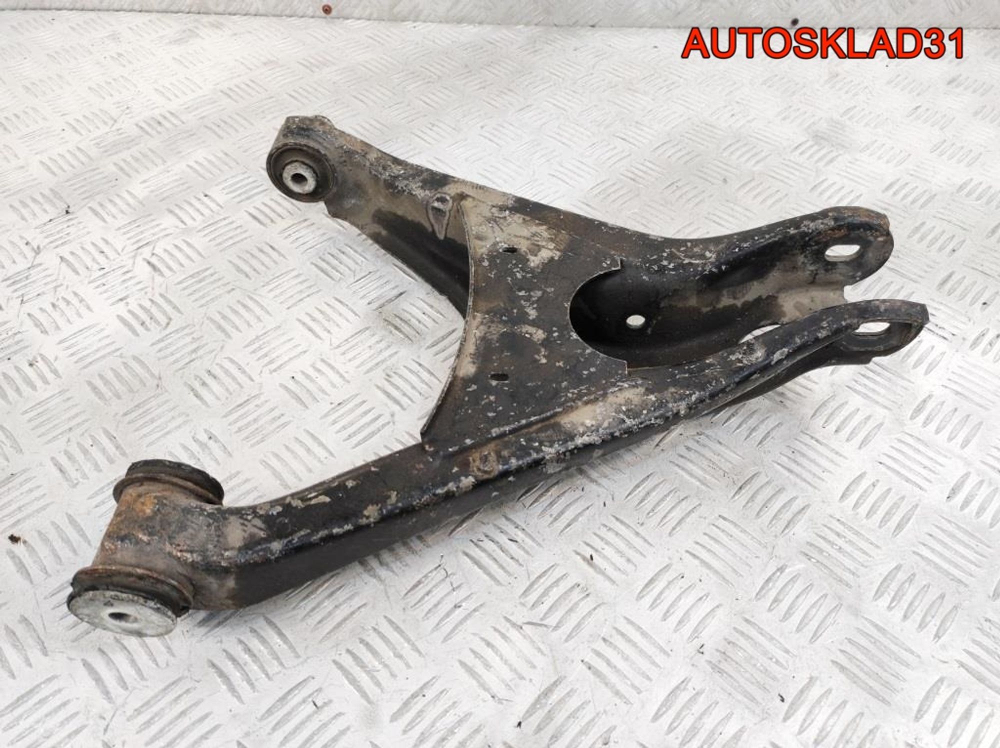 Рычаг задний нижний левый VW Passat B5 4B0505311, 900 рублей, Дубовое