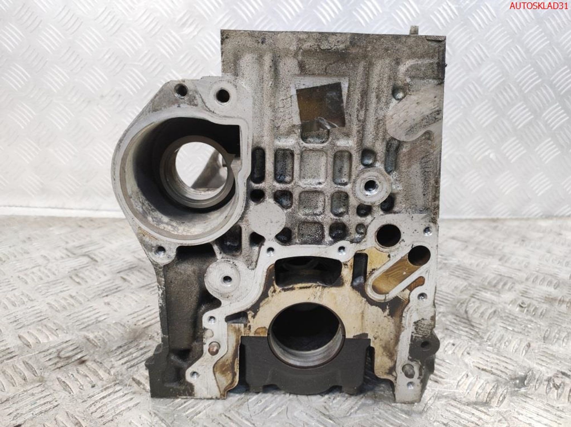 Блок цилиндров VW Golf 4 1.4 AKQ Бензин 030103019B, 5000 рублей, Дубовое