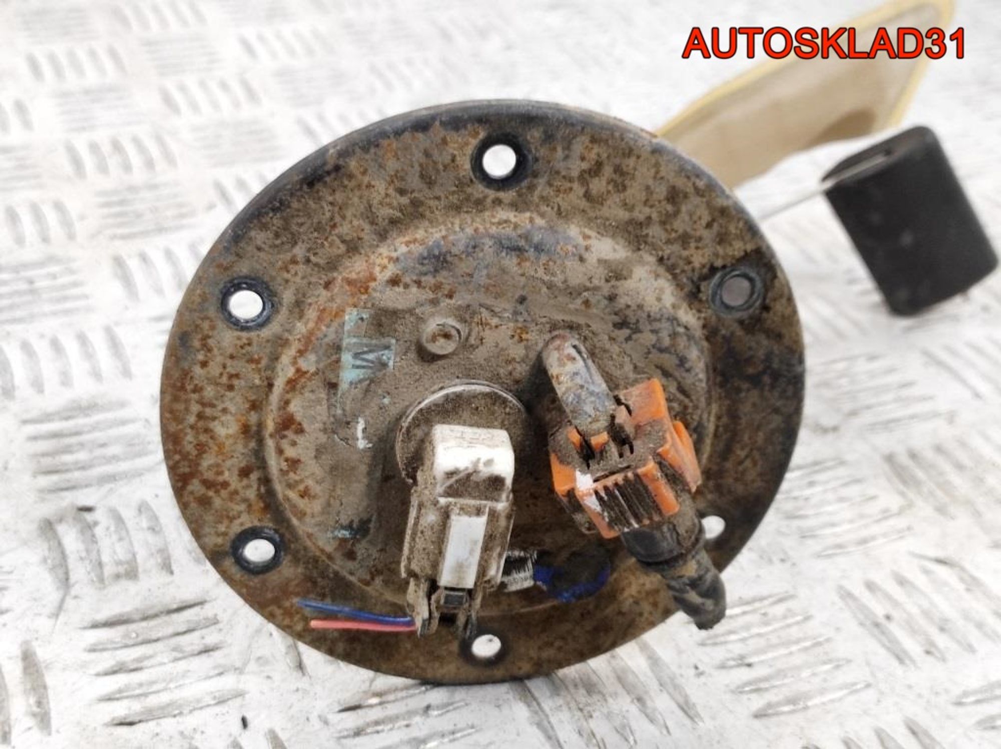 Датчик уровня топлива Kia Sportage 2 2.0 G4GC 311302E000, 1500 рублей, Дубовое