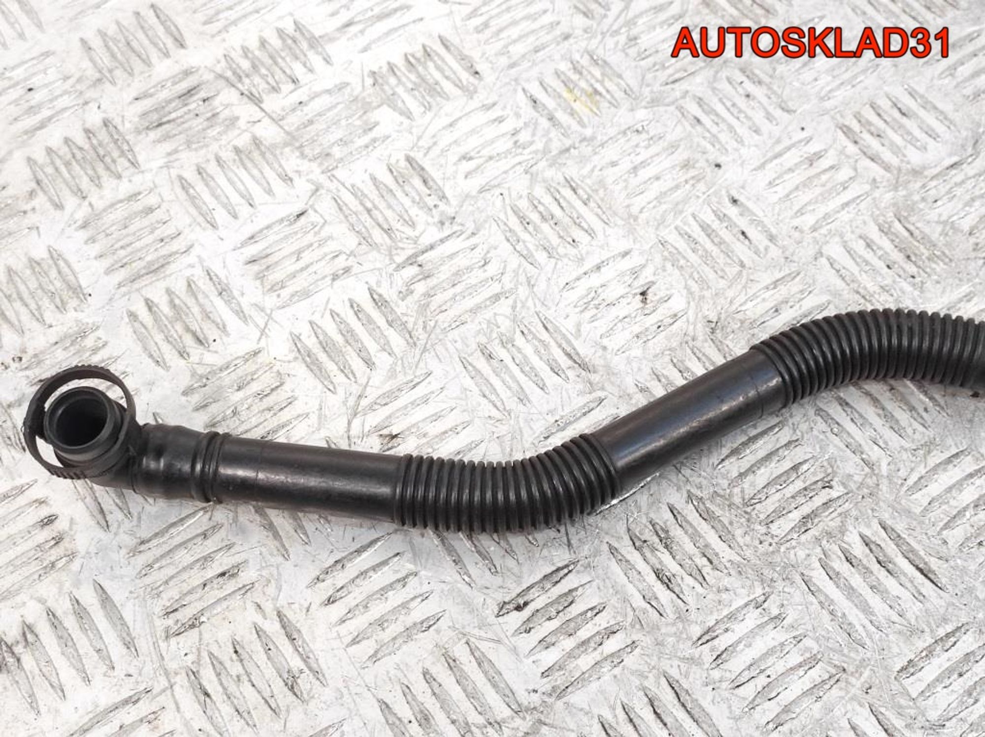 Трубка вакуумная Audi A6 C5 2,4 BDV Бензин 078133817P, 1500 рублей, Дубовое