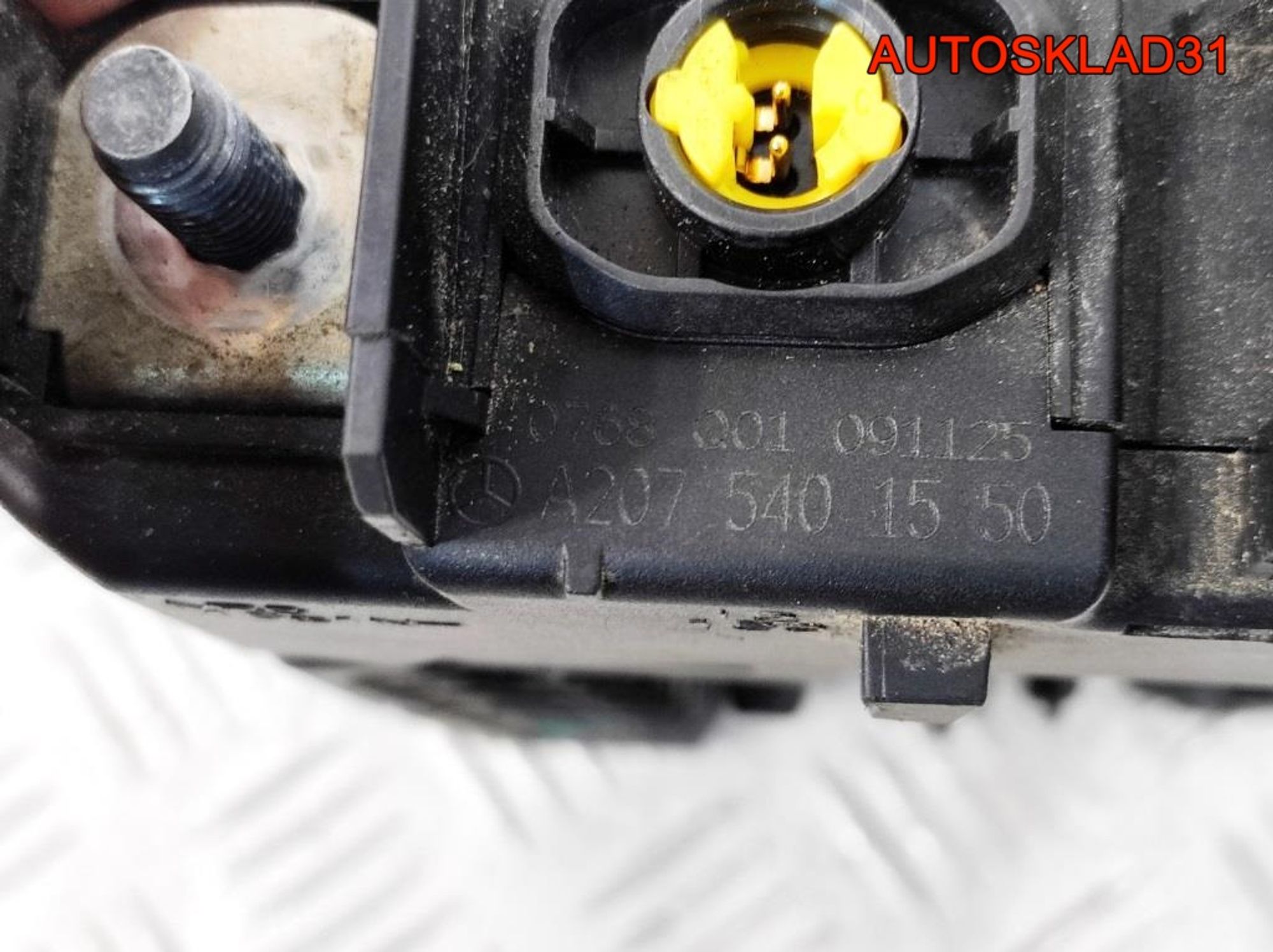 Блок предохранителей Mercedes GLK X204 A2075401550, 3200 рублей, Дубовое