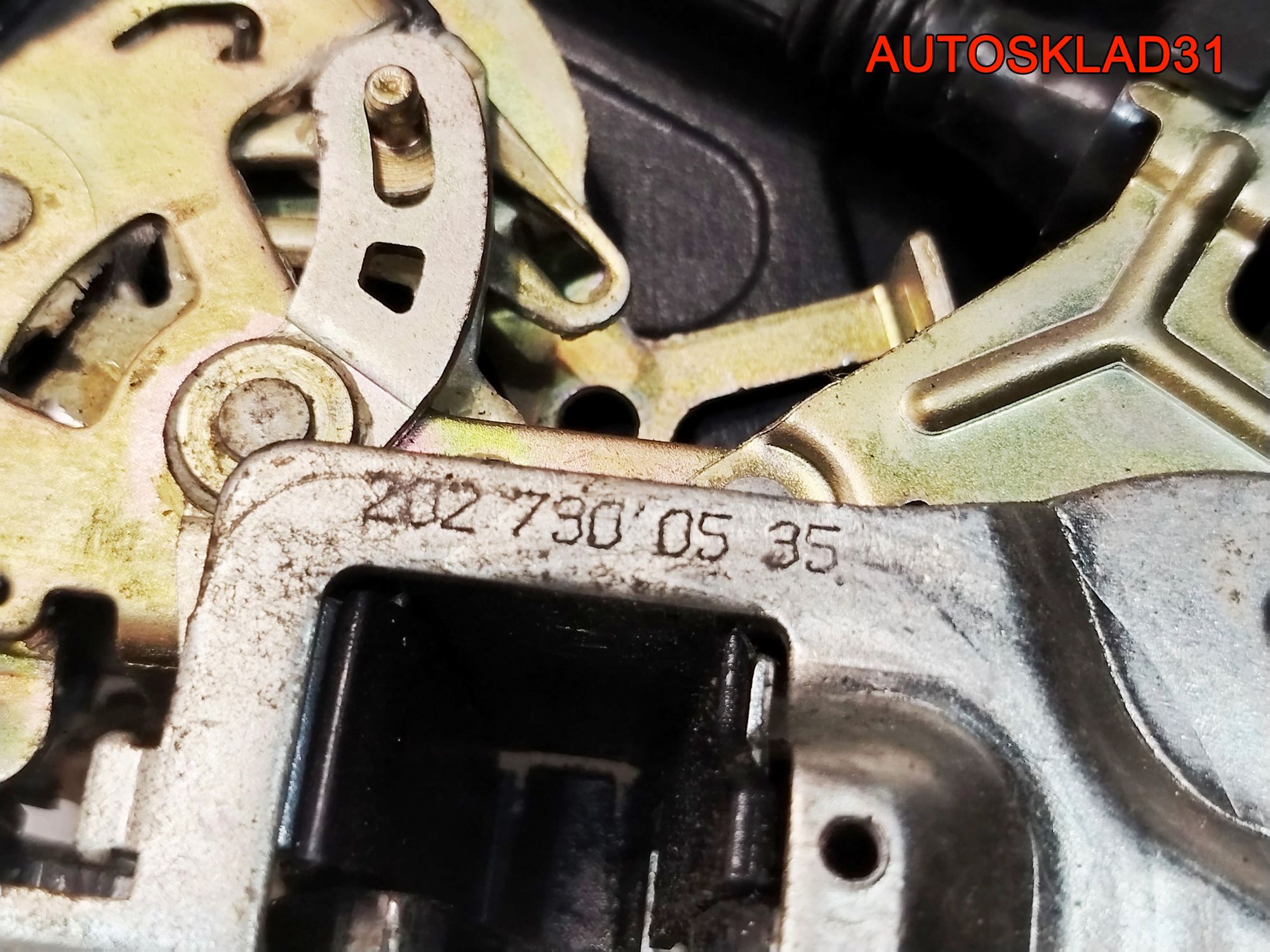 Замок двери задней левой Mercedes Benz W210 A2027300535, 1500 рублей, Дубовое