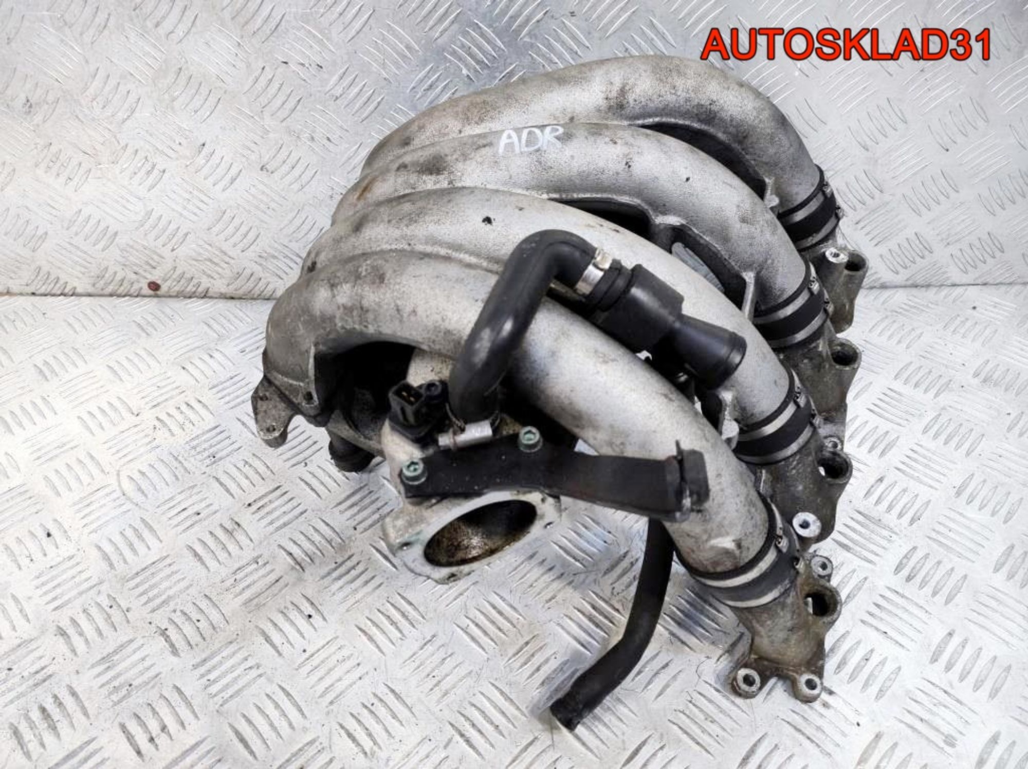 Коллектор впускной VW Passat B5 1,8 ADR 058133205B, 1700 рублей, Дубовое