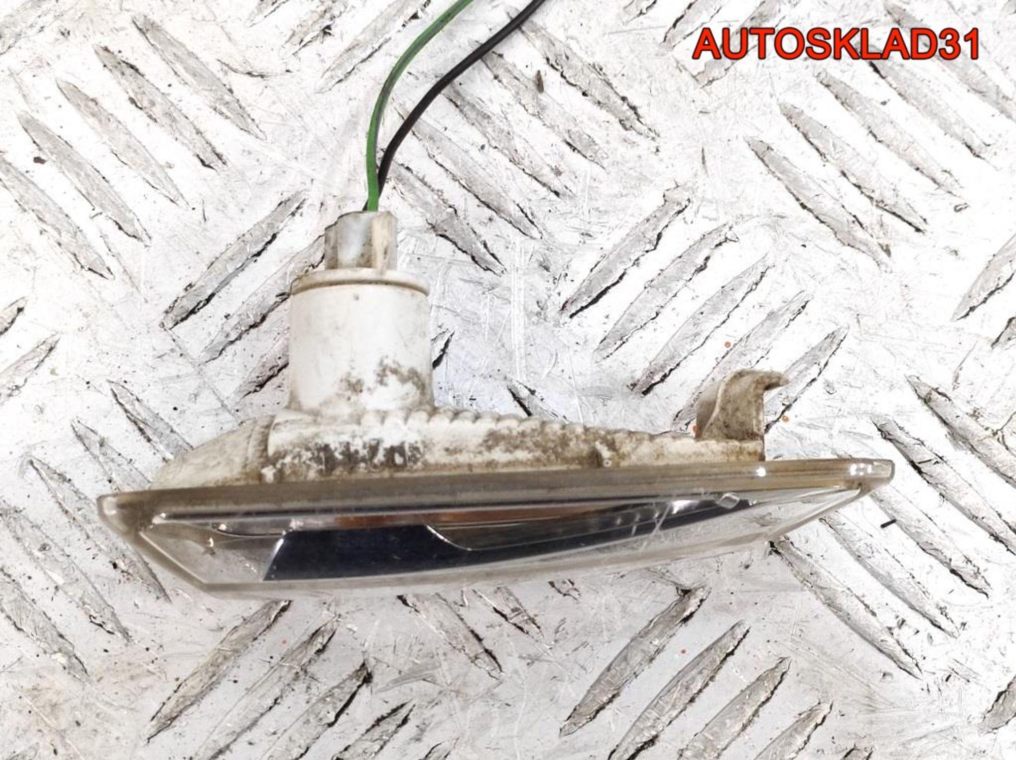 Повторитель поворота в крыло Opel Astra J 13273104, 600 рублей, Дубовое