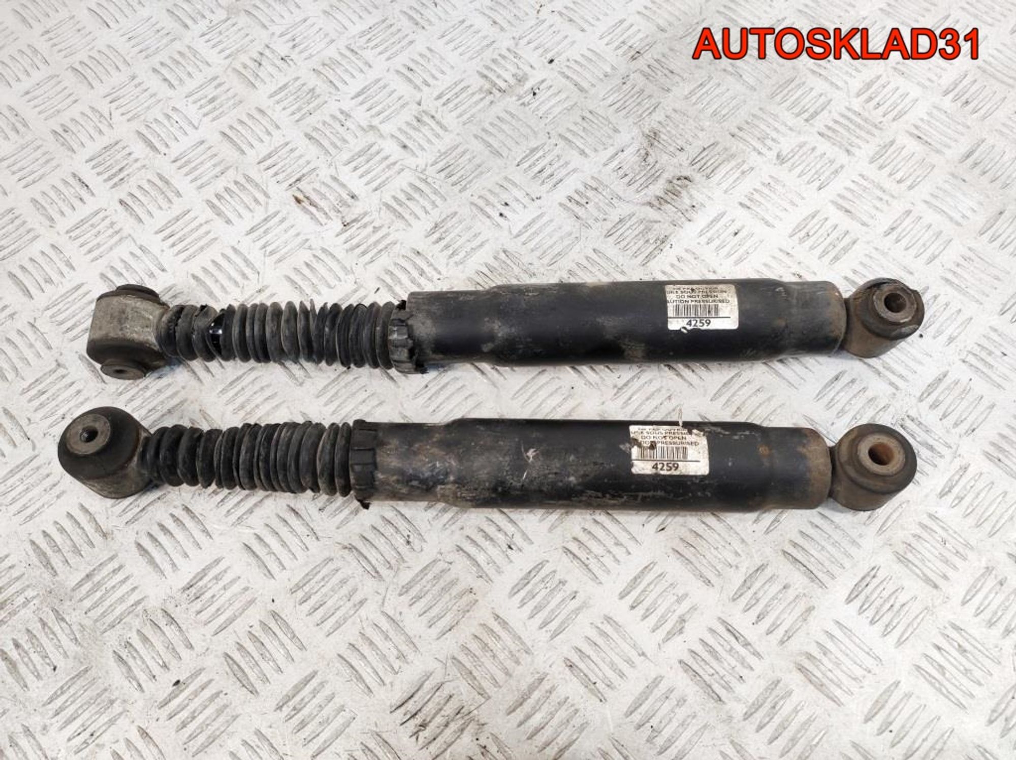 Амортизатор задний комплект Peugeot 207 5206QC, 4000 рублей, Дубовое