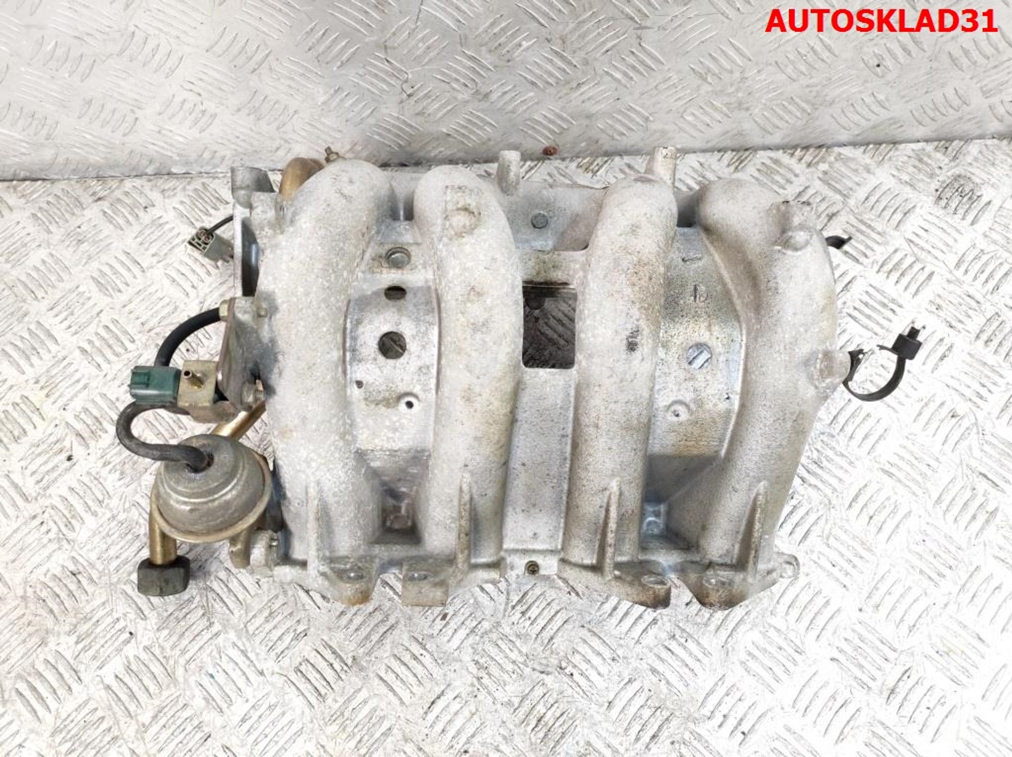 Коллектор впускной Nissan Primera P11E 1,8 QG18DE 140019F600, 1700 рублей, Дубовое