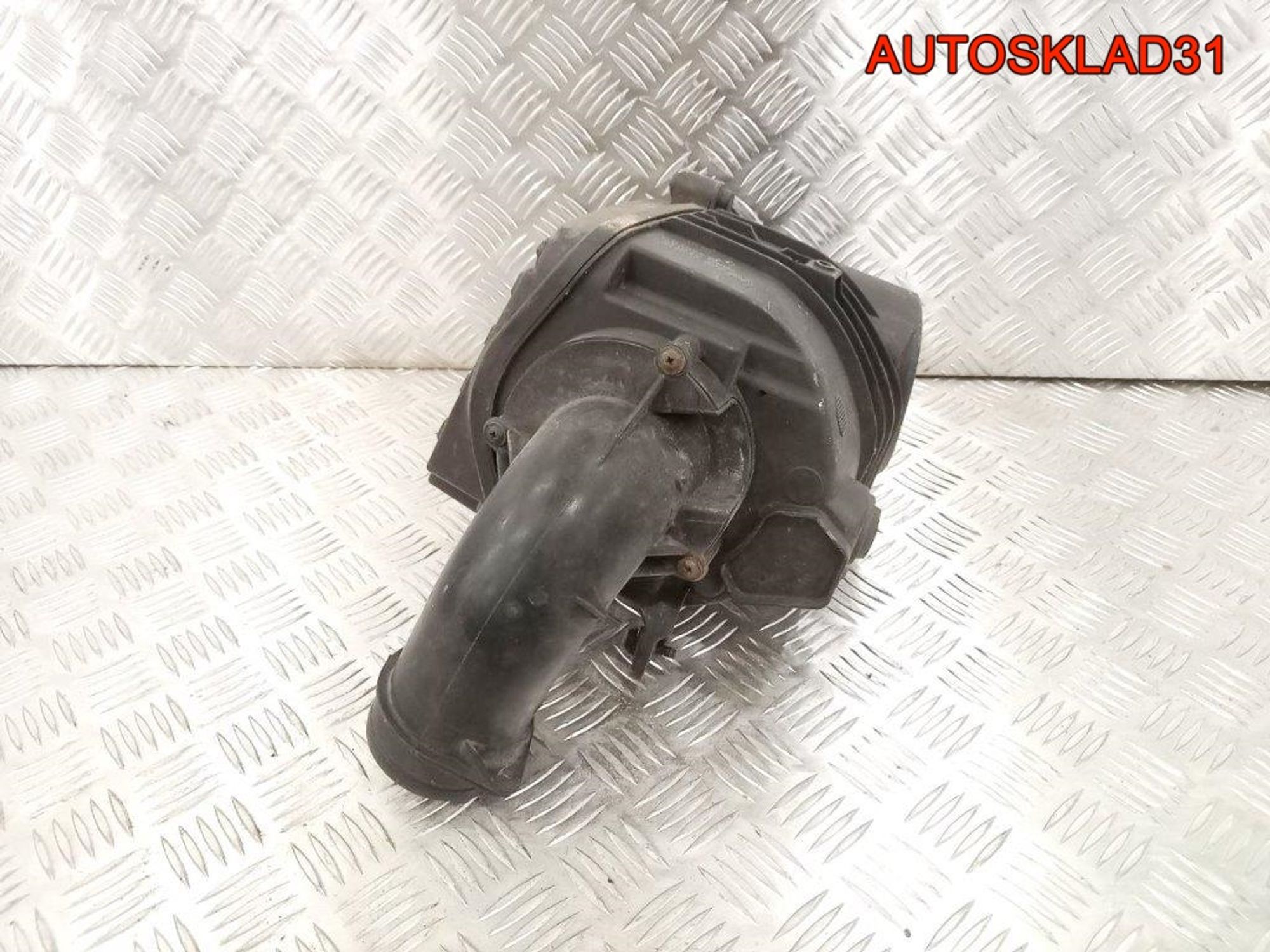 Корпус воздушного фильтра VW Touran 1F0129607, 3200 рублей, Дубовое