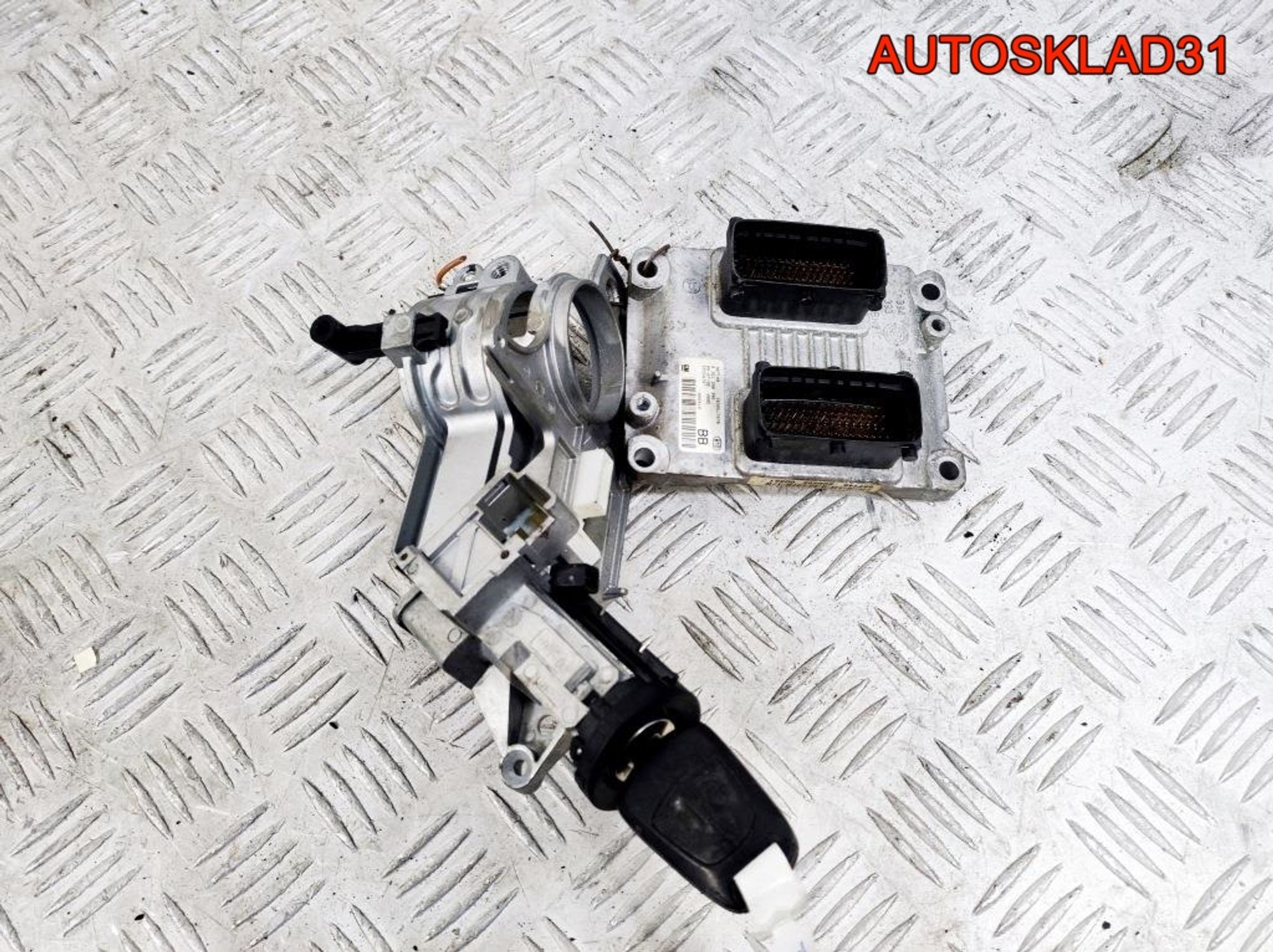 ЭБУ Комплект Opel Astra H Z14XEP 55558787 Бензин, 9800 рублей, Дубовое