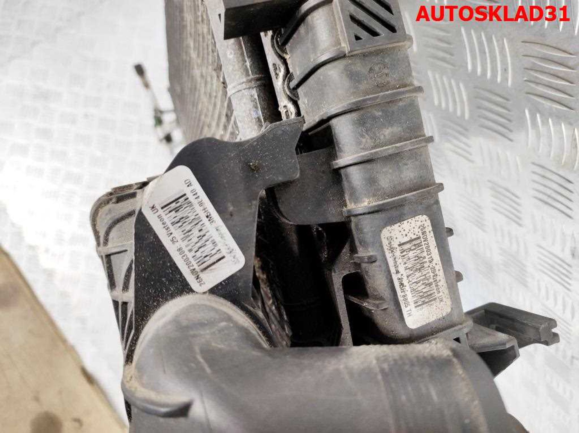 Кассета радиаторов Ford Focus 2 1,6 Дизель 3M5H8005TH, 3000 рублей, Дубовое