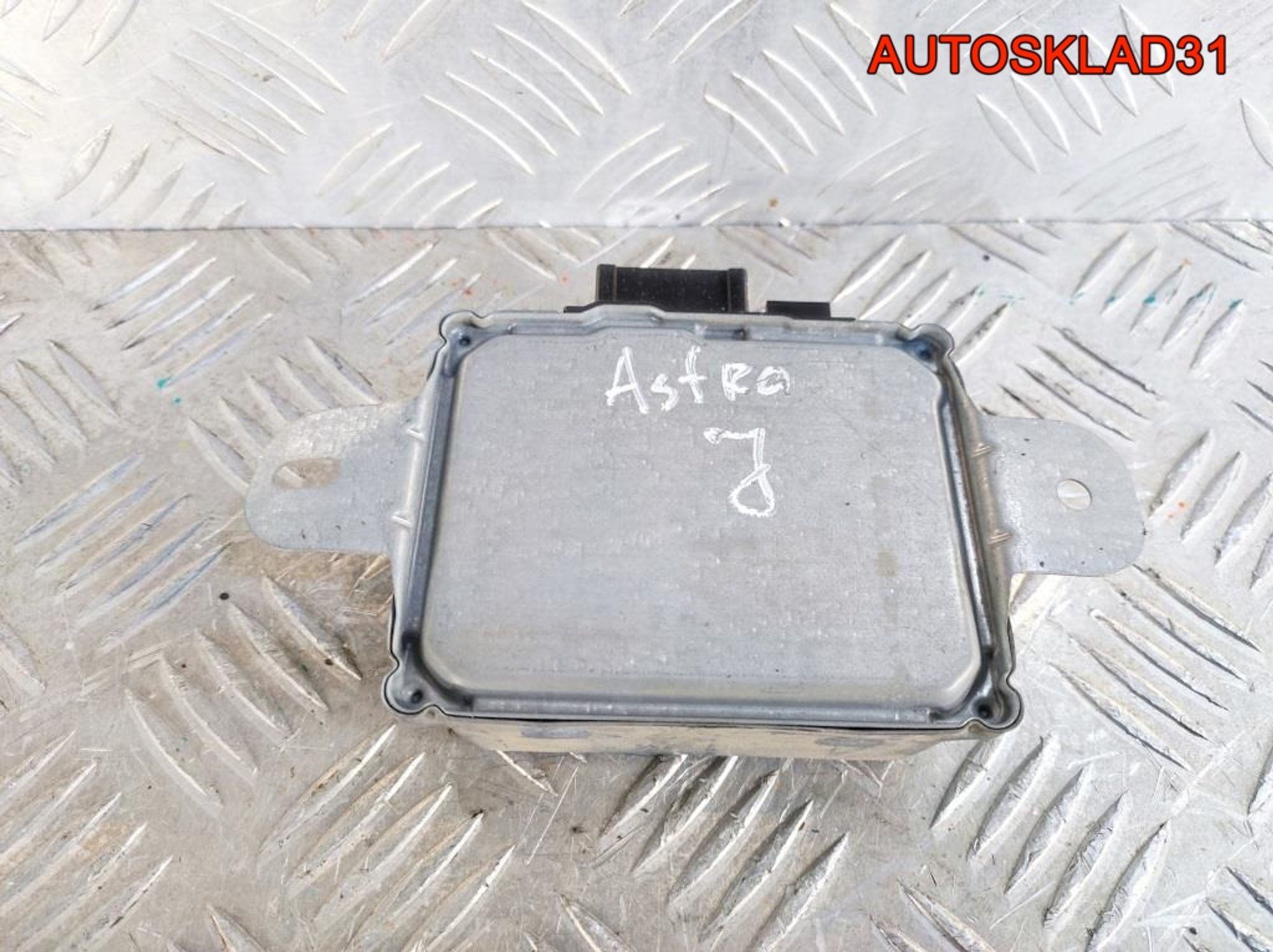 Блок навигации Opel Astra J 13384291, 900 рублей, Дубовое