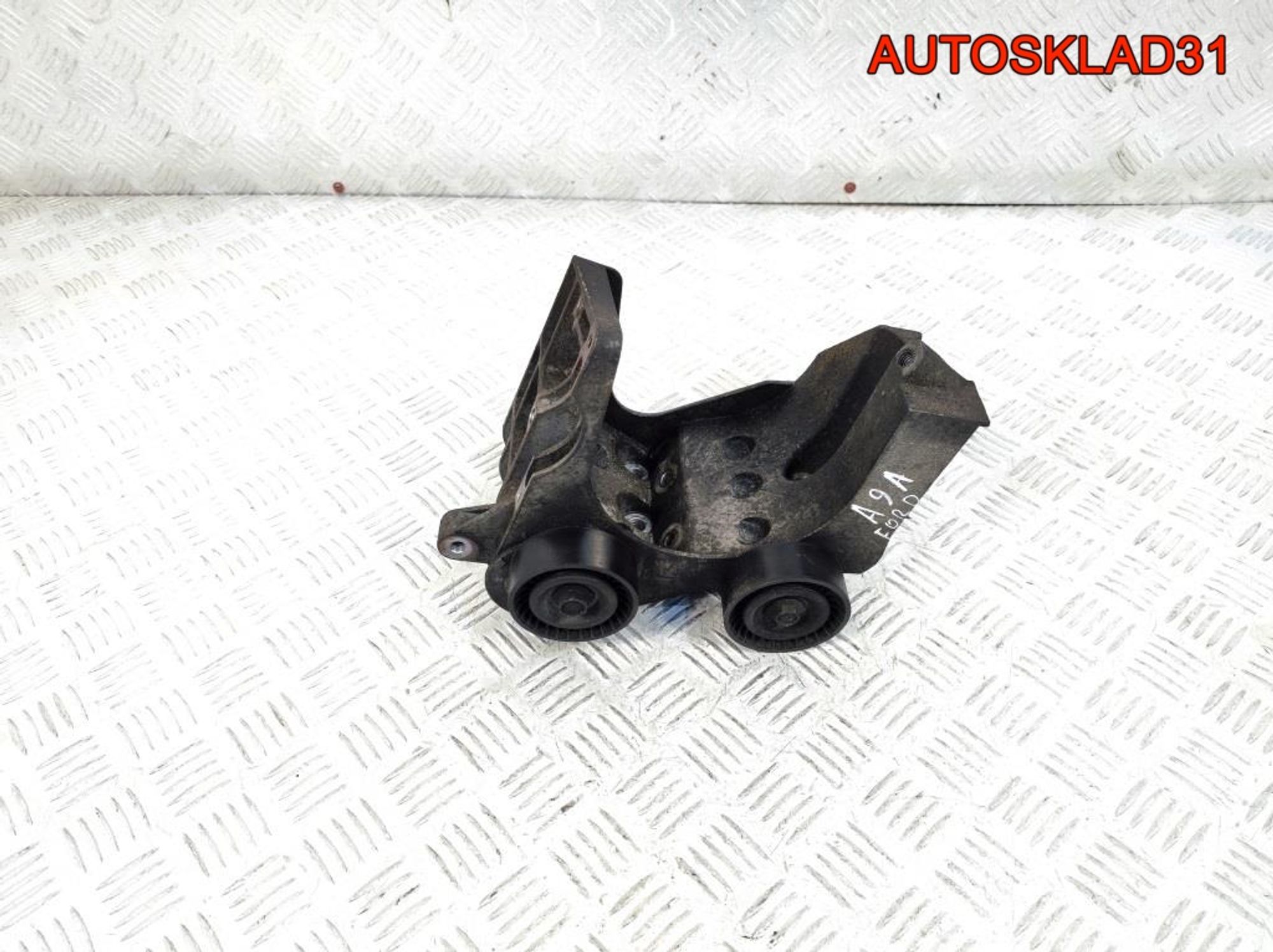 Кронштейн генератора Ford Fiesta Mk5 А9А 1149701, 1300 рублей, Дубовое