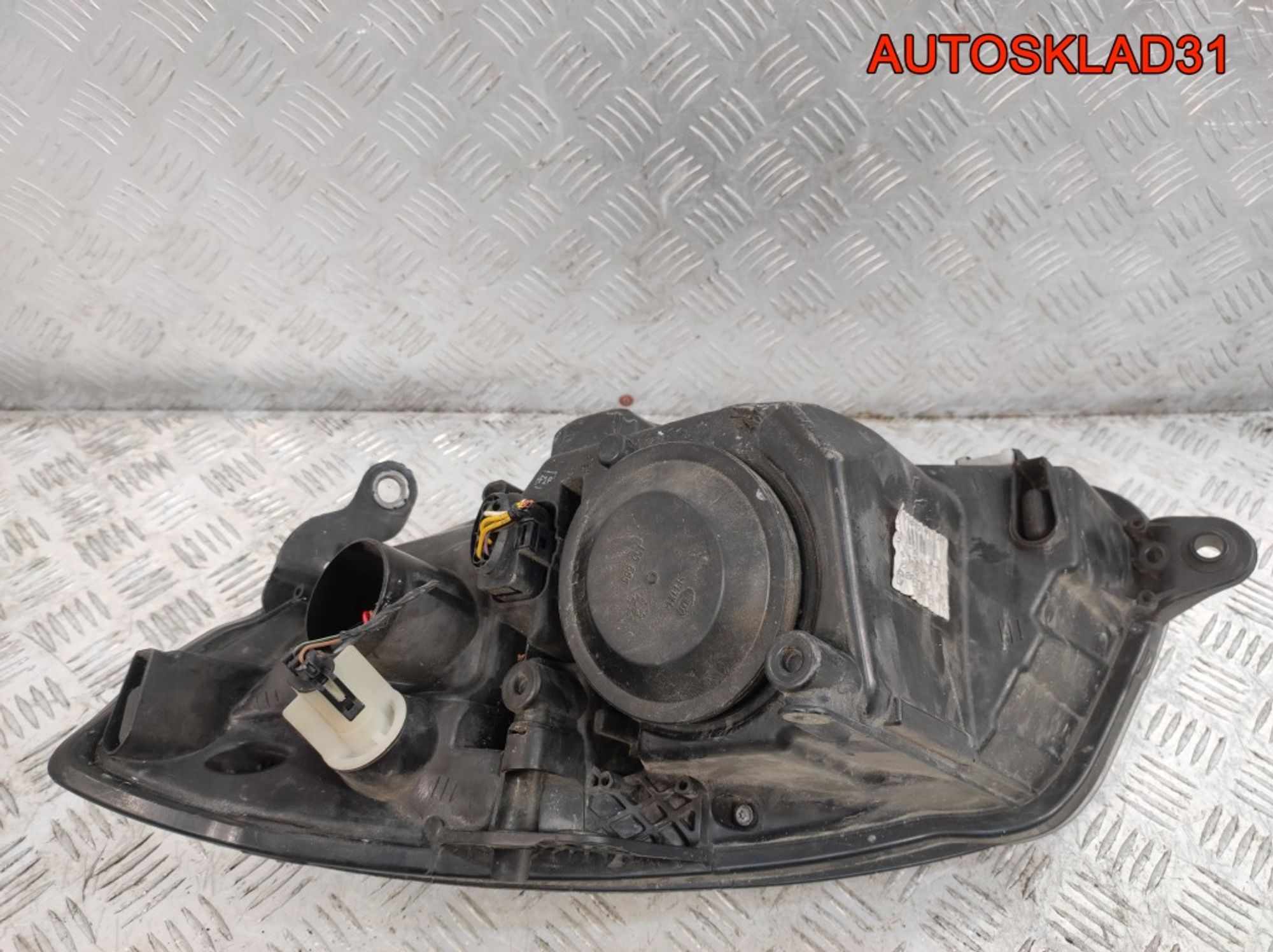 Фара правая Skoda Fabia 2 5J1941016 Дорест, 10000 рублей, Дубовое