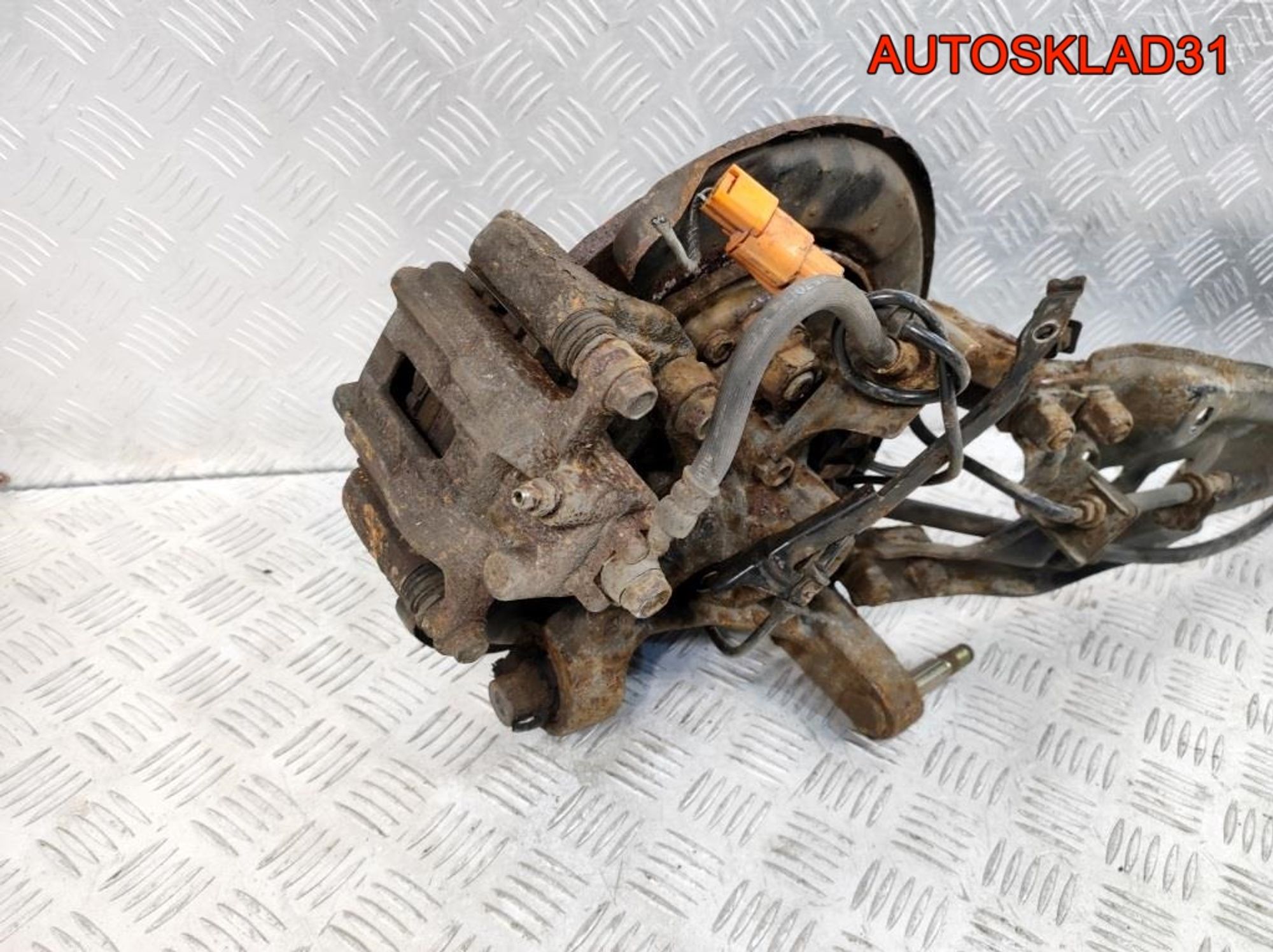 Кулак задний левый в сборе Honda Shuttle 2.3  F23A7, 6000 рублей, Дубовое