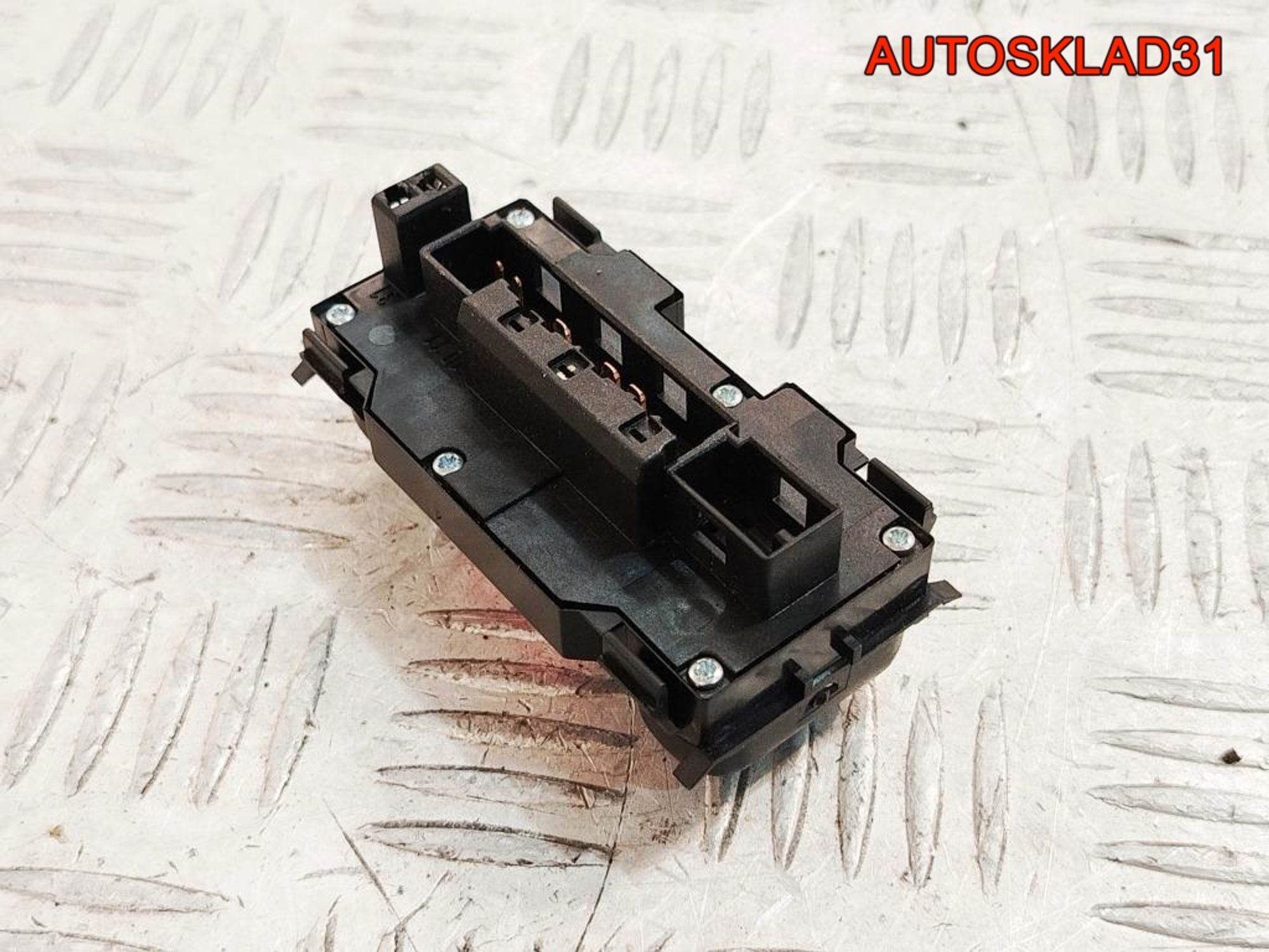Кнопка аварийной сигнализации Mercedes Benz W210 A2088200310, 800 рублей, Дубовое