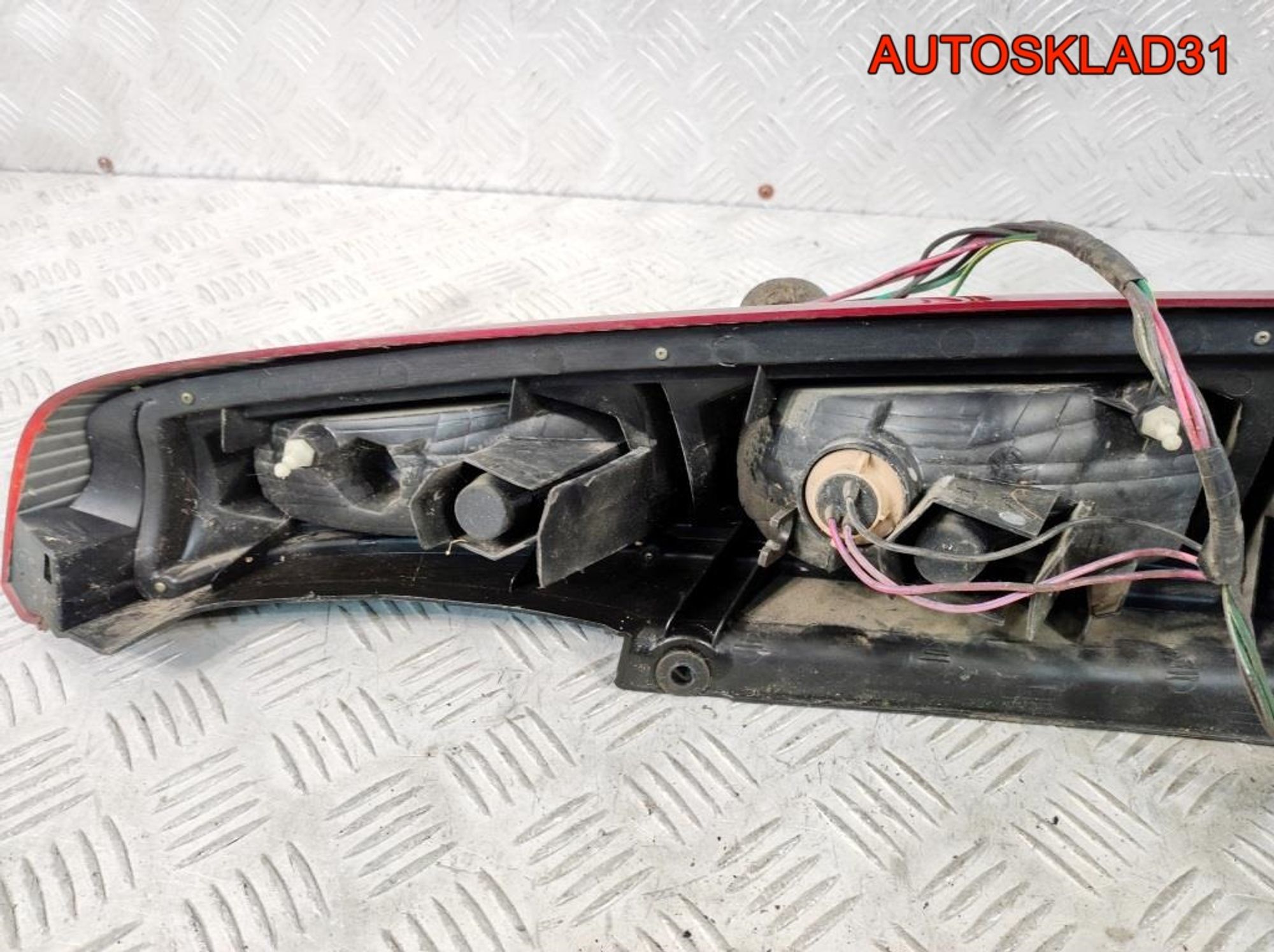 Фонарь задний левый Nissan X-Trail T30 26555EQ025, 3200 рублей, Дубовое