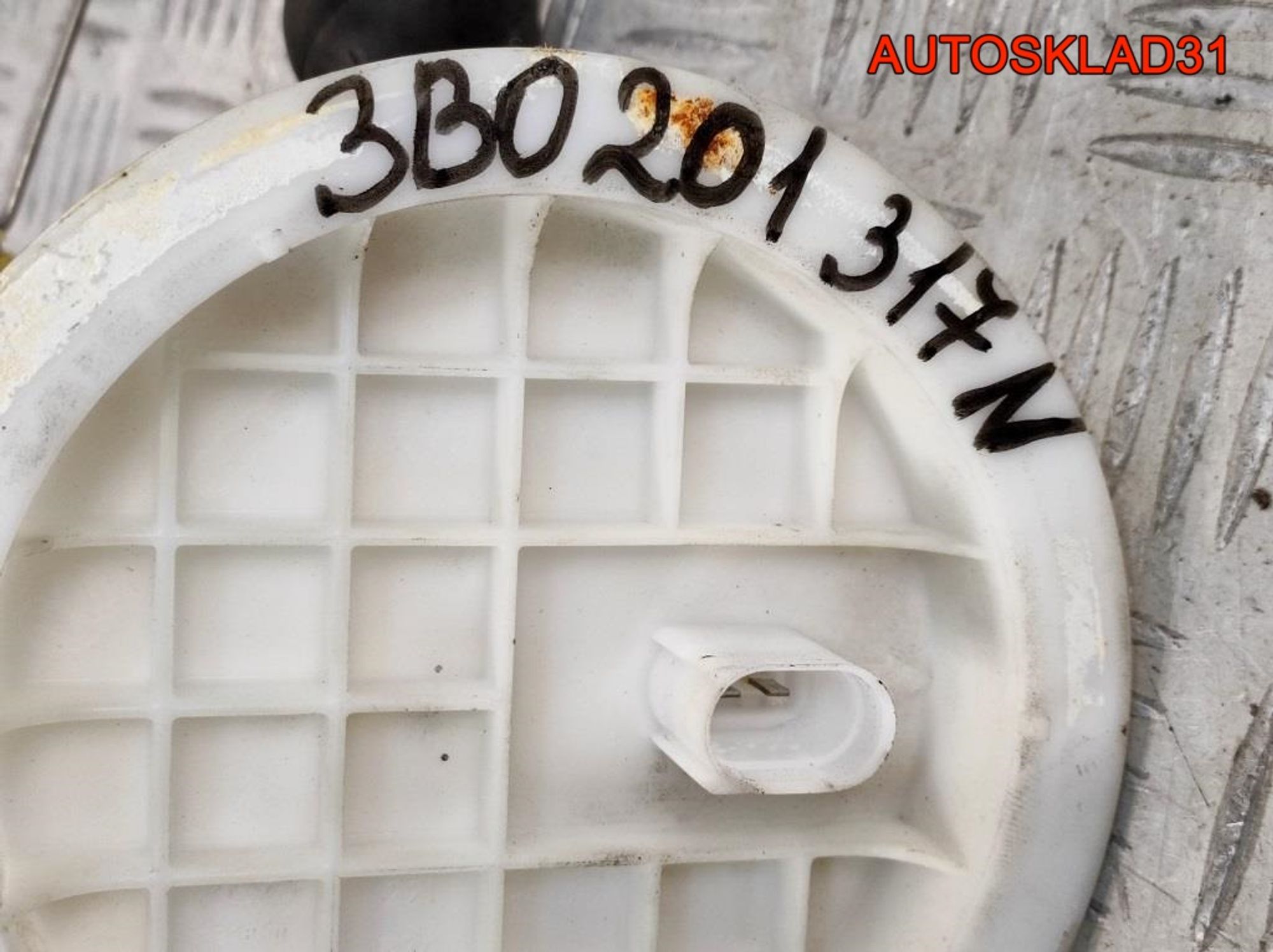 Датчик уровня топлива VW Passat B5 3B0201317P, 3600 рублей, Дубовое