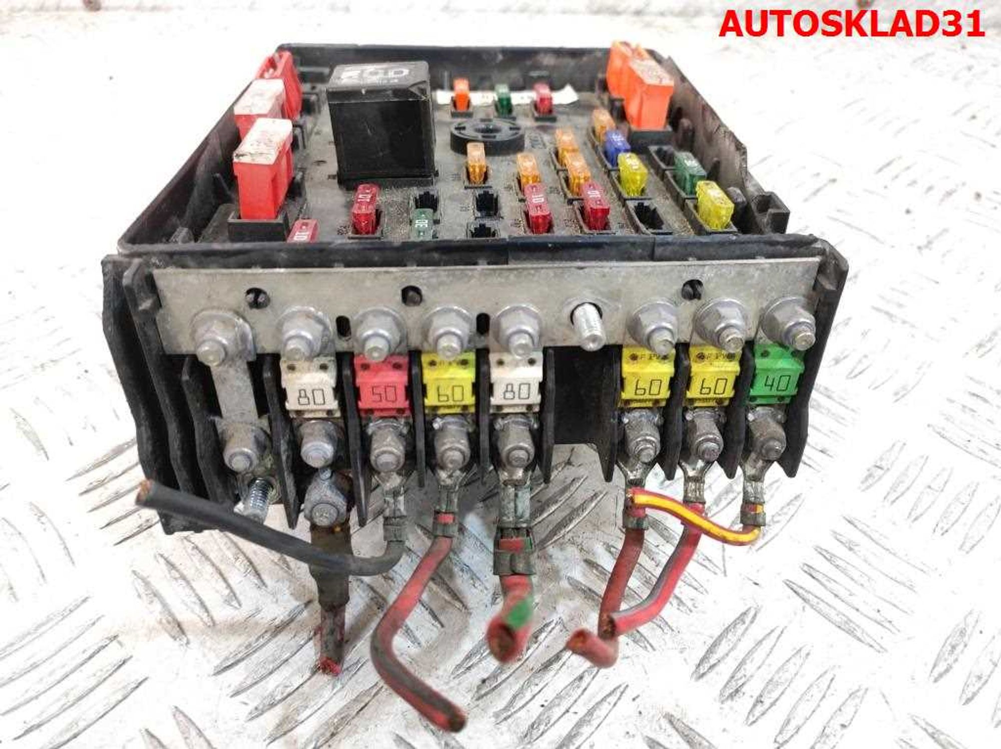 Блок предохранителей VW Passat B6 3C0937125, 1300 рублей, Дубовое