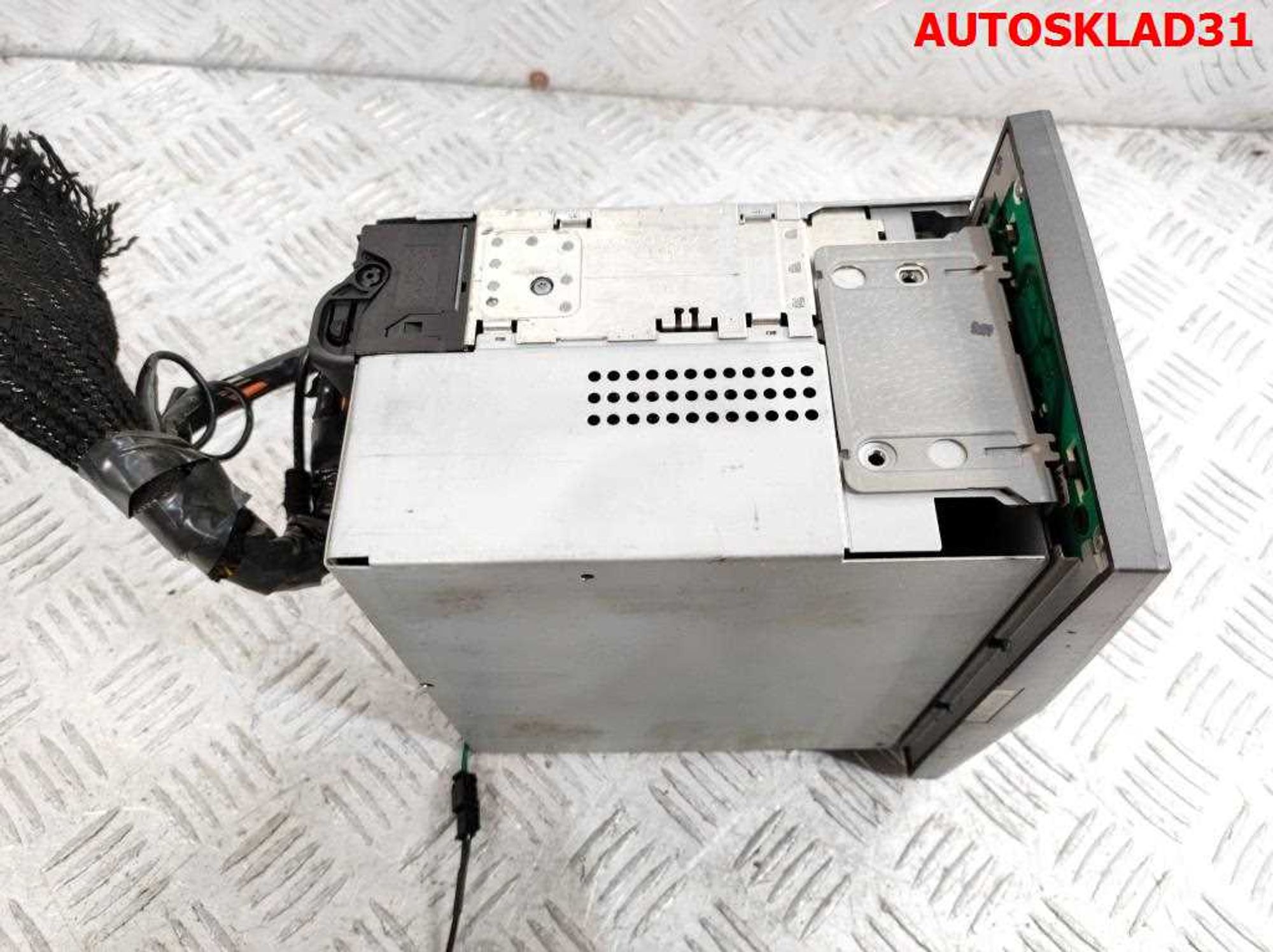 Магнитола Opel Astra H 13120875, 700 рублей, Дубовое