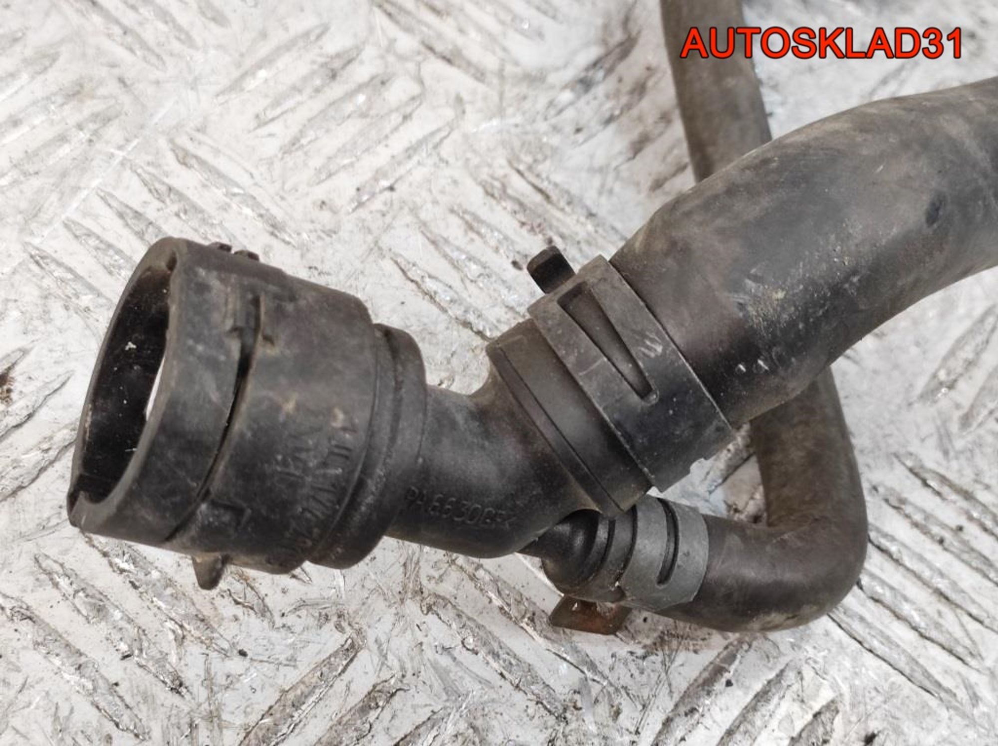 Патрубок системы охлаждения VW Golf 4 2,0 Бензин 1J0122157P, 600 рублей, Дубовое