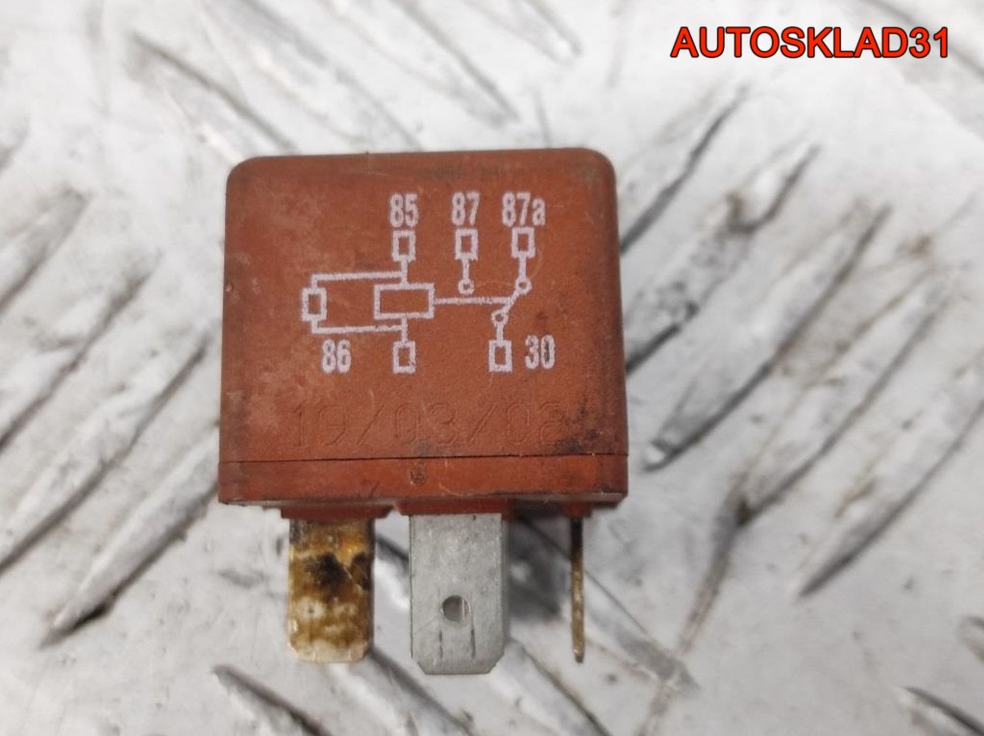 Реле №205 многофункциональное Audi A6 C4 431951253D, 600 рублей, Дубовое