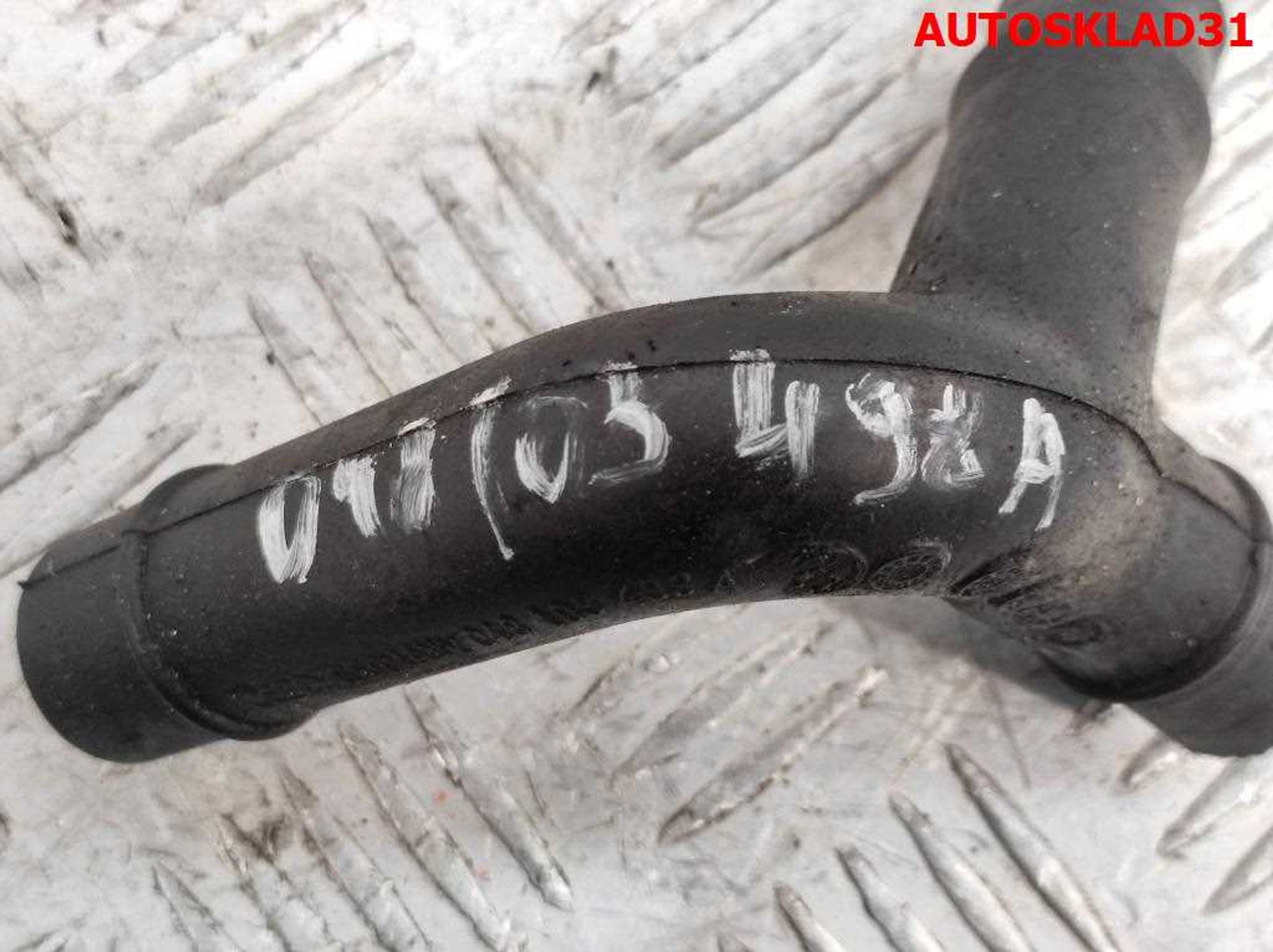 Шланг вентиляции картерных газов Audi 100 C4 048103493A, 600 рублей, Дубовое