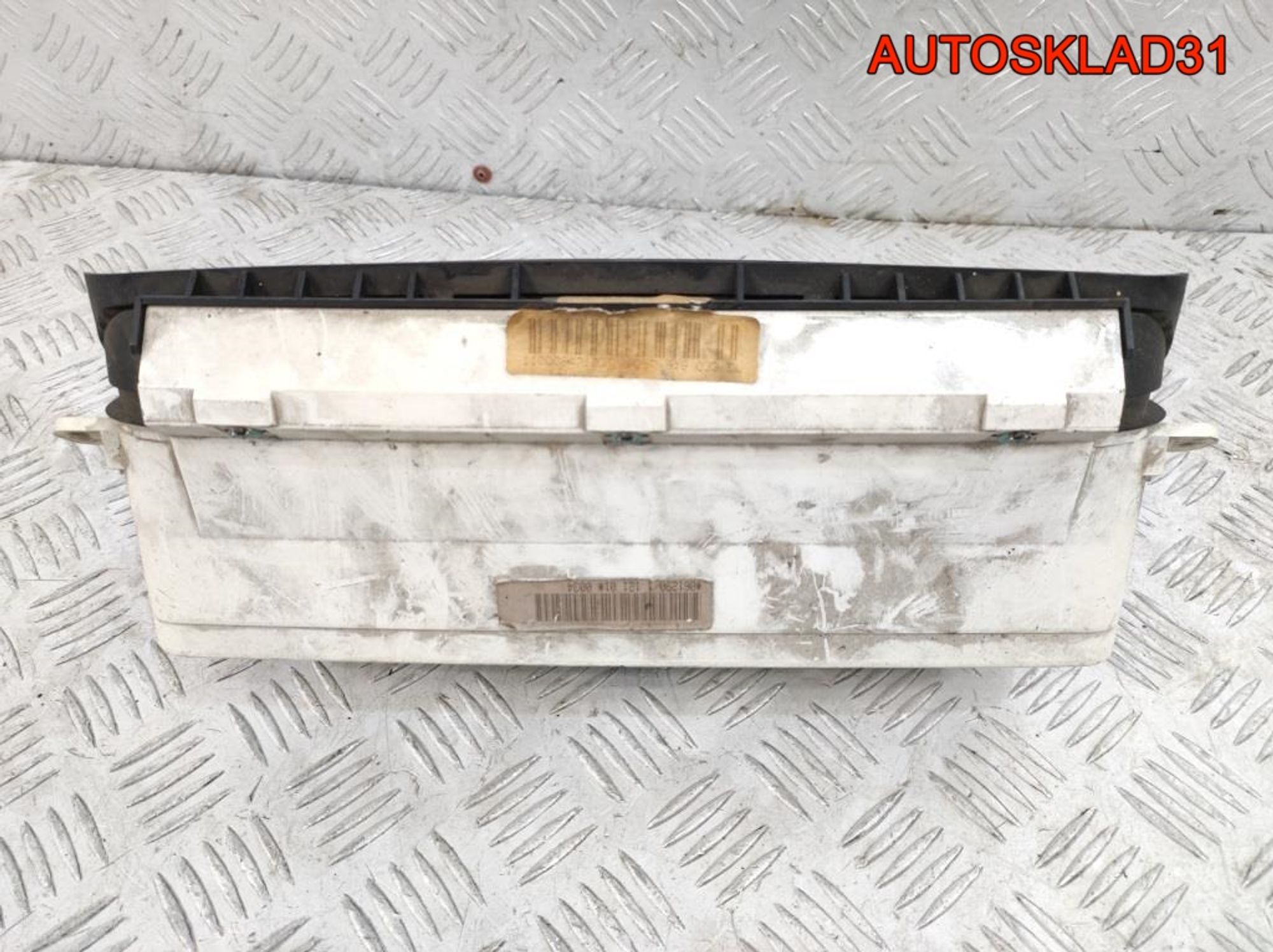 Панель приборов VW Passat B3 Бензин 357919033EL, 8000 рублей, Дубовое