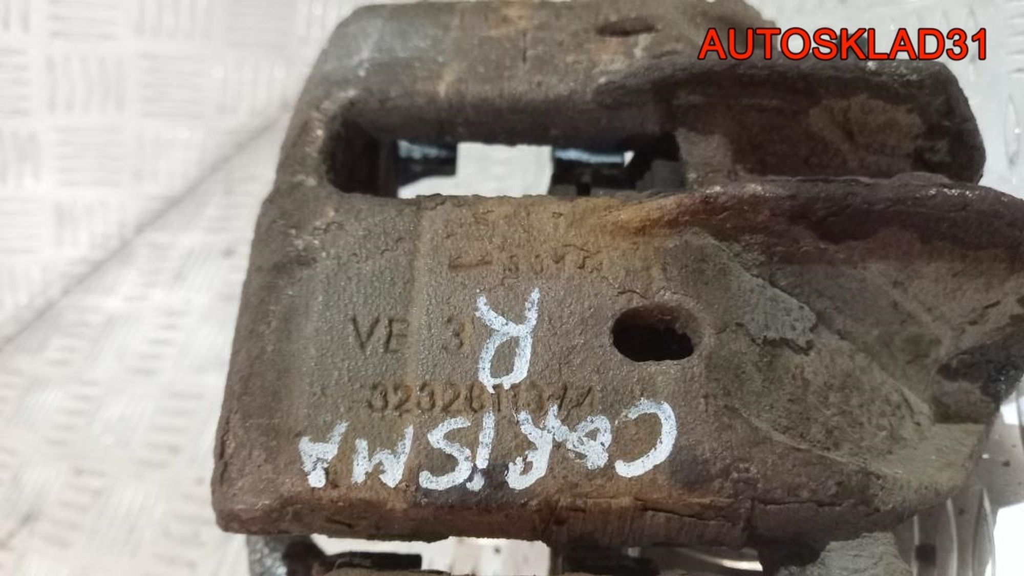 Суппорт тормозной передний правый Mitsubishi Carisma DA MR249223, 1500 рублей, Дубовое