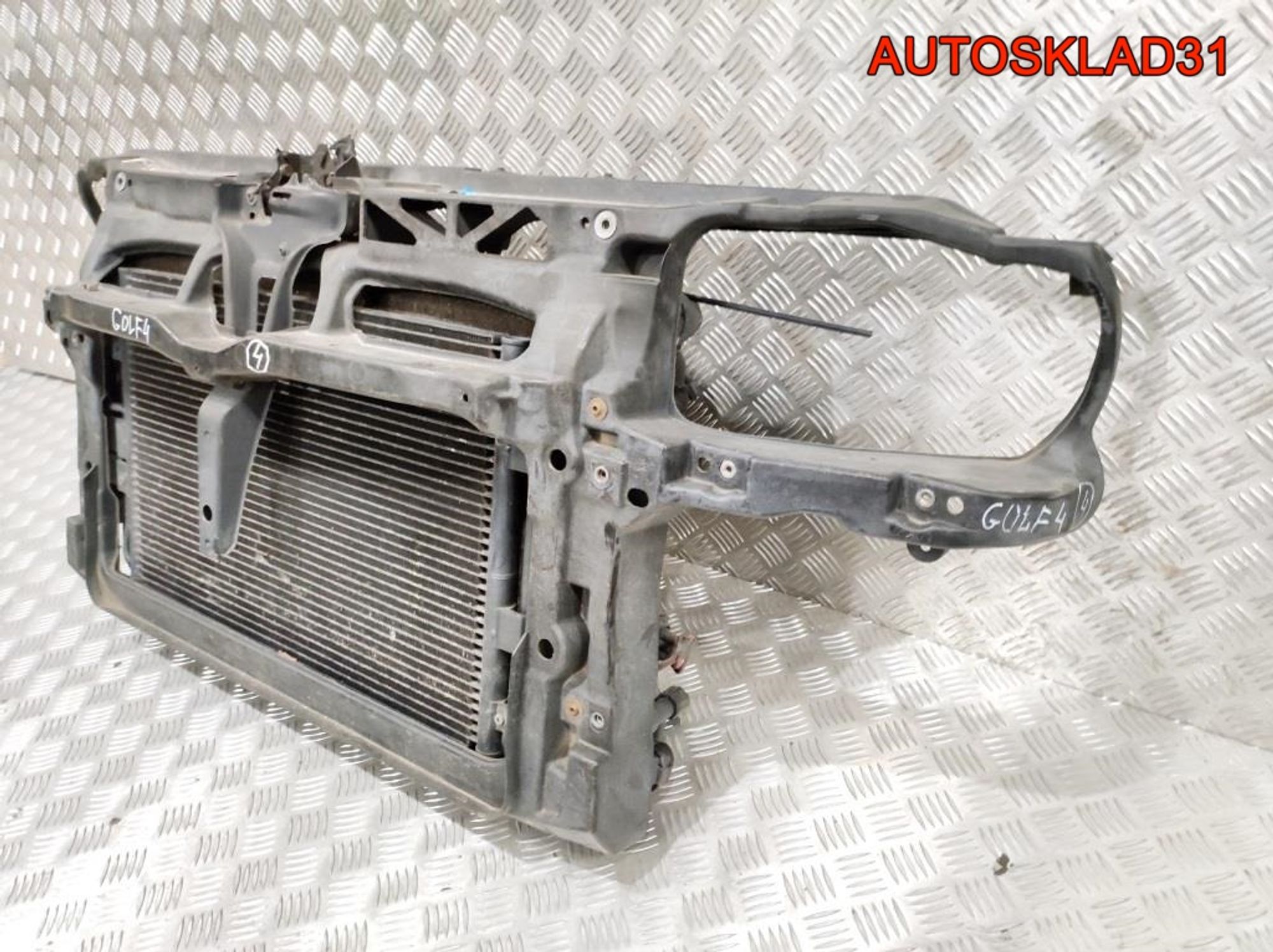 Панель передняя в сборе VW Golf 4 Бензин, 20000 рублей, Дубовое